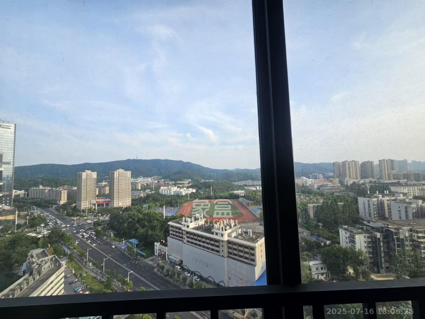 旭辉都会山  4室2厅3卫   5200.00元/月室内图
