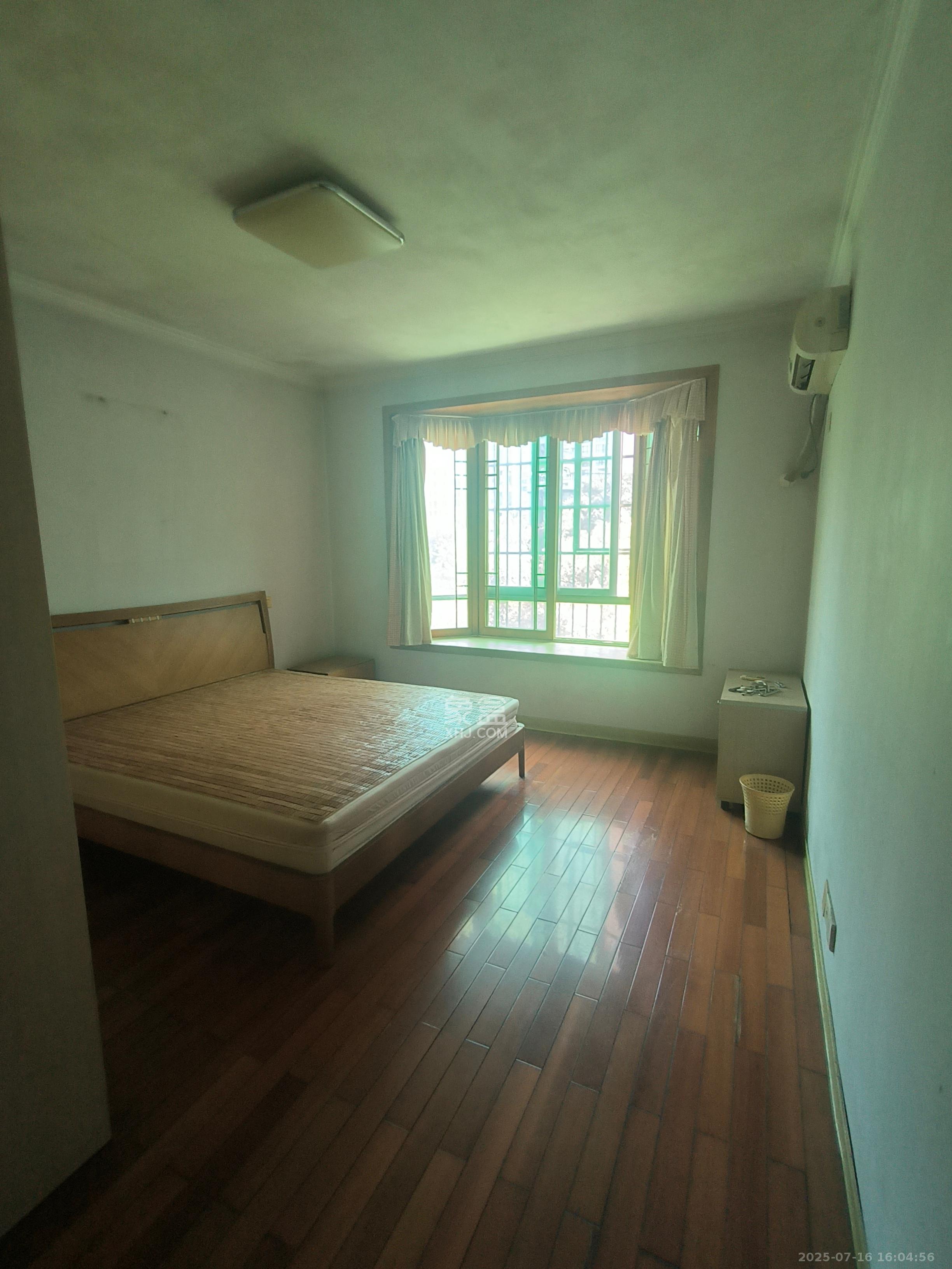 咸嘉新村嘉明苑 3室2厅2卫 2100.0元/月 咸嘉新村嘉明苑 3室2厅2卫 2100.0元/月室内图