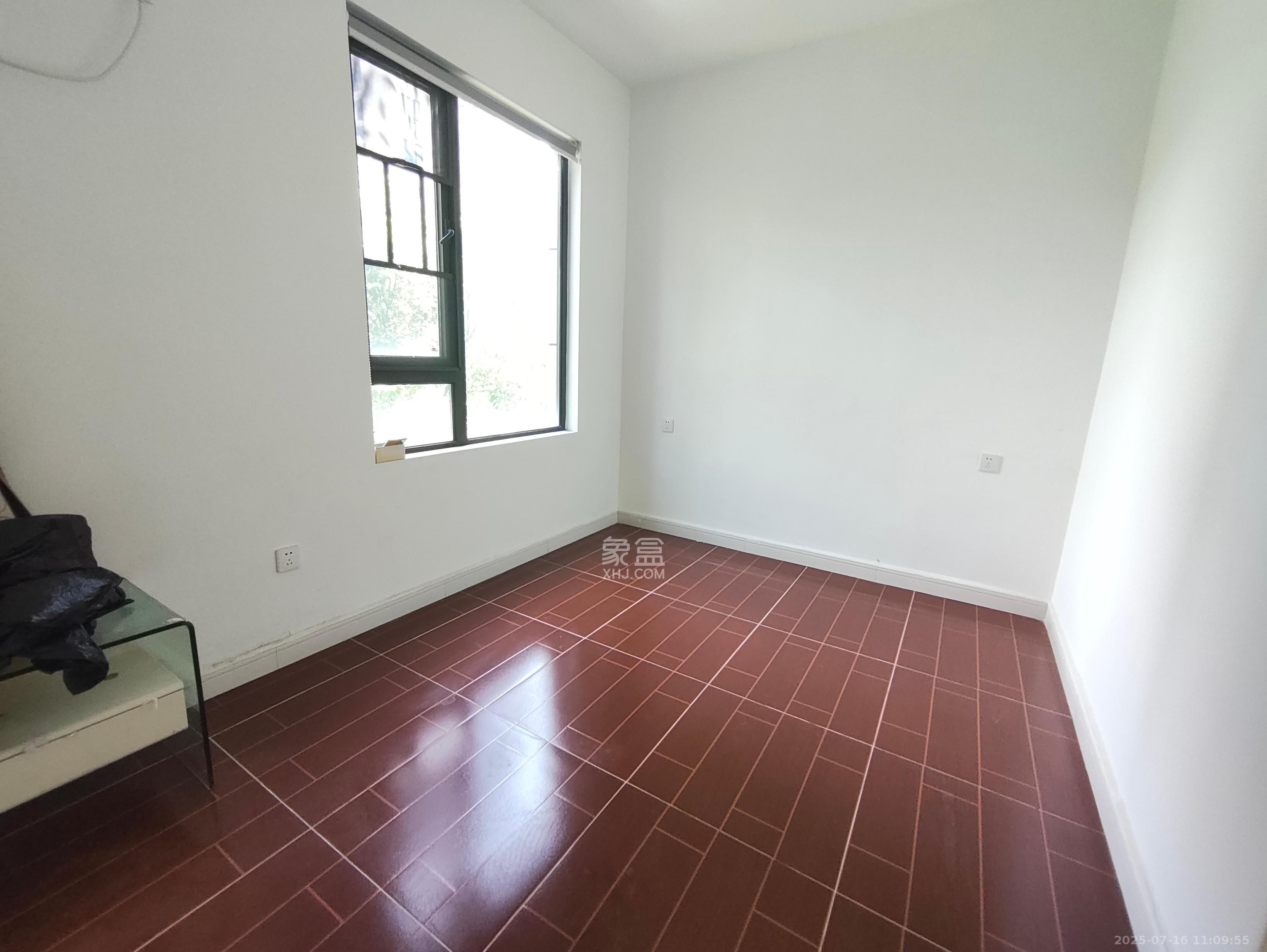 北大资源理想家园  4室2厅2卫    3500.0元/月 北大资源理想家园  4室2厅2卫    3500.0元/月室内图