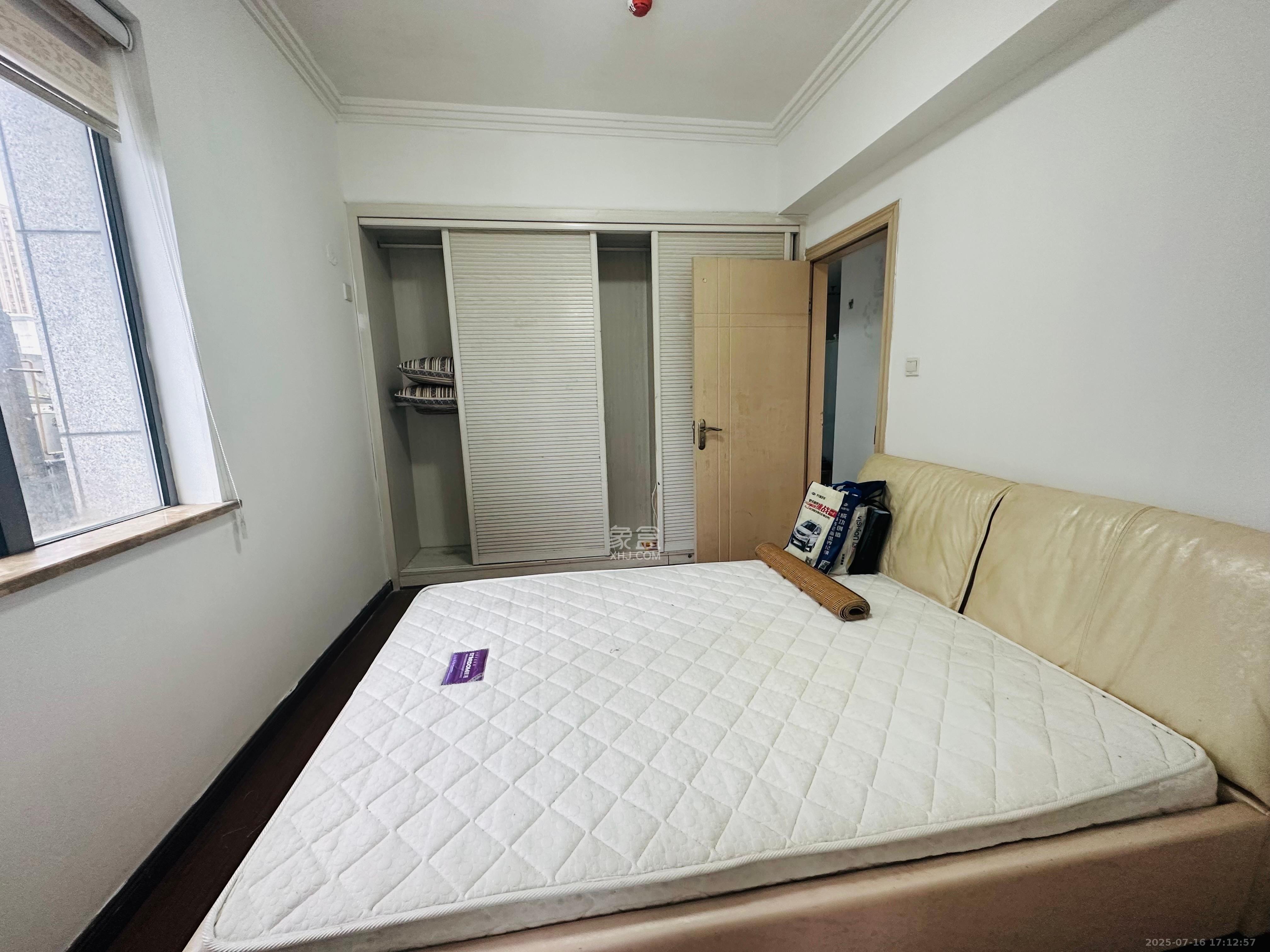 西子一间  1室1厅1卫   2500.00元/月室内图