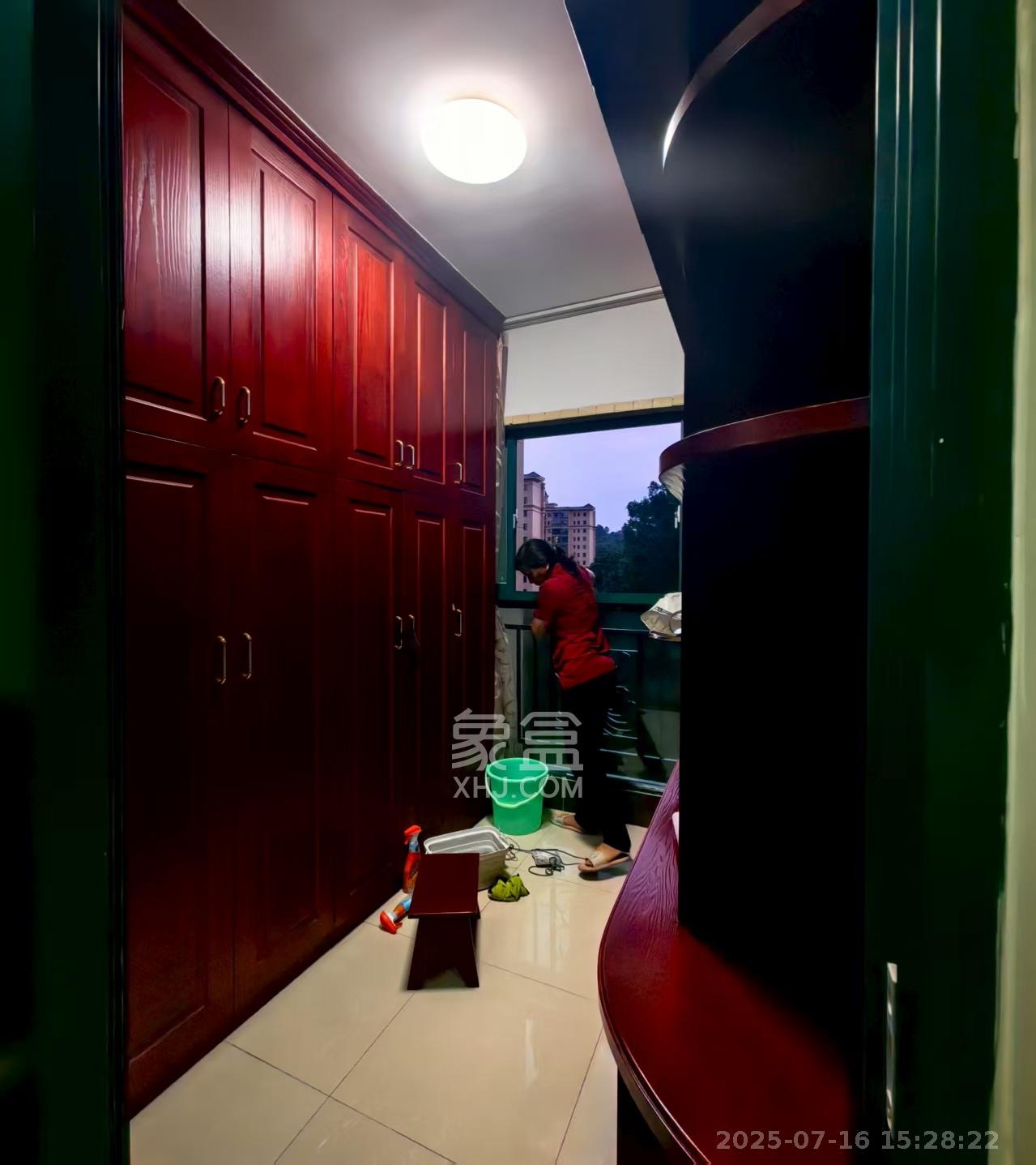 恒大城 4室2厅2卫 3600.0元/月 恒大城 4室2厅2卫 3600.0元/月室内图