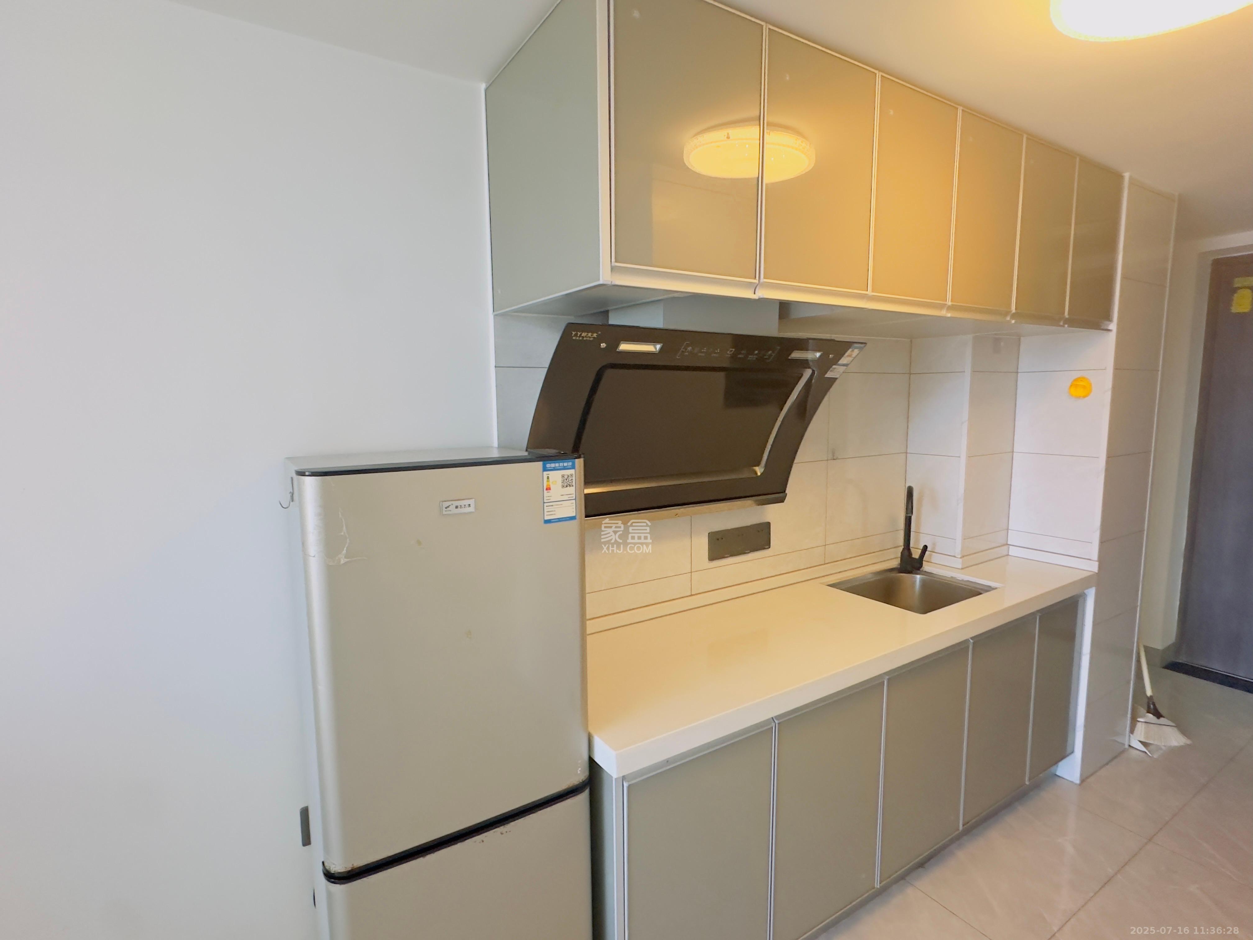 龙湖湘江星座(祺鑫星座公寓) 2室1厅2卫 2300.0元/月 龙湖湘江星座(祺鑫星座公寓) 2室1厅2卫 2300.0元/月室内图