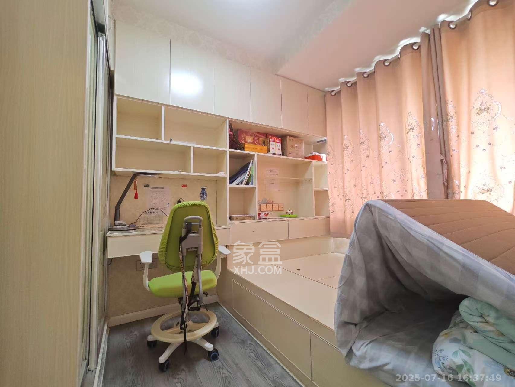 和泓梅溪四季  3室2厅1卫    2800.0元/月 和泓梅溪四季  3室2厅1卫    2800.0元/月室内图