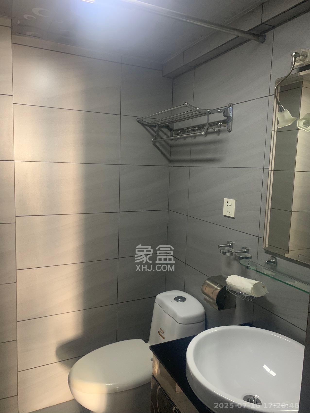 铂宫  1室1厅1卫   3800.00元/月室内图