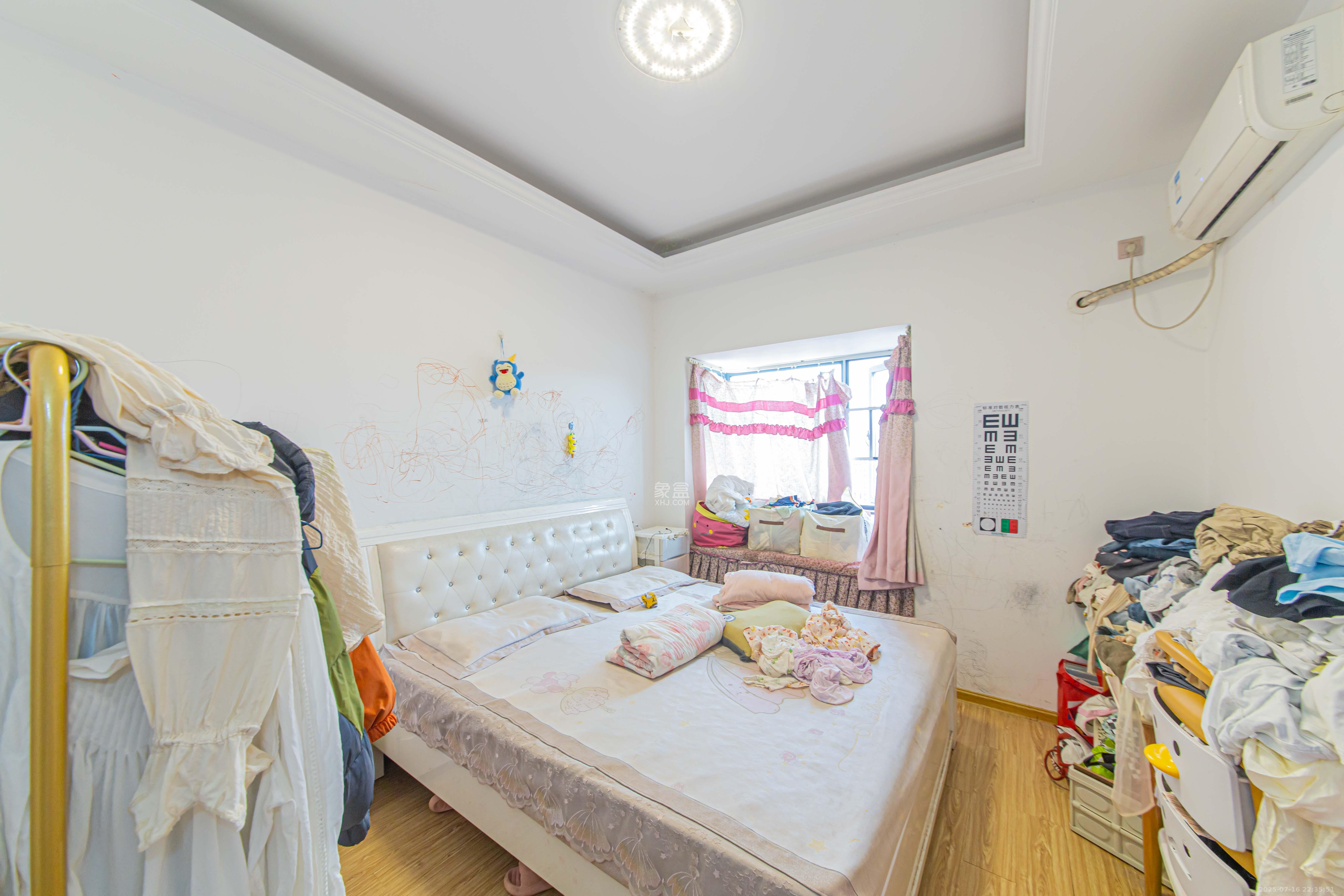 中建芙蓉嘉苑 3室2厅1卫 89.99万 中建芙蓉嘉苑 3室2厅1卫 89.99万卧室