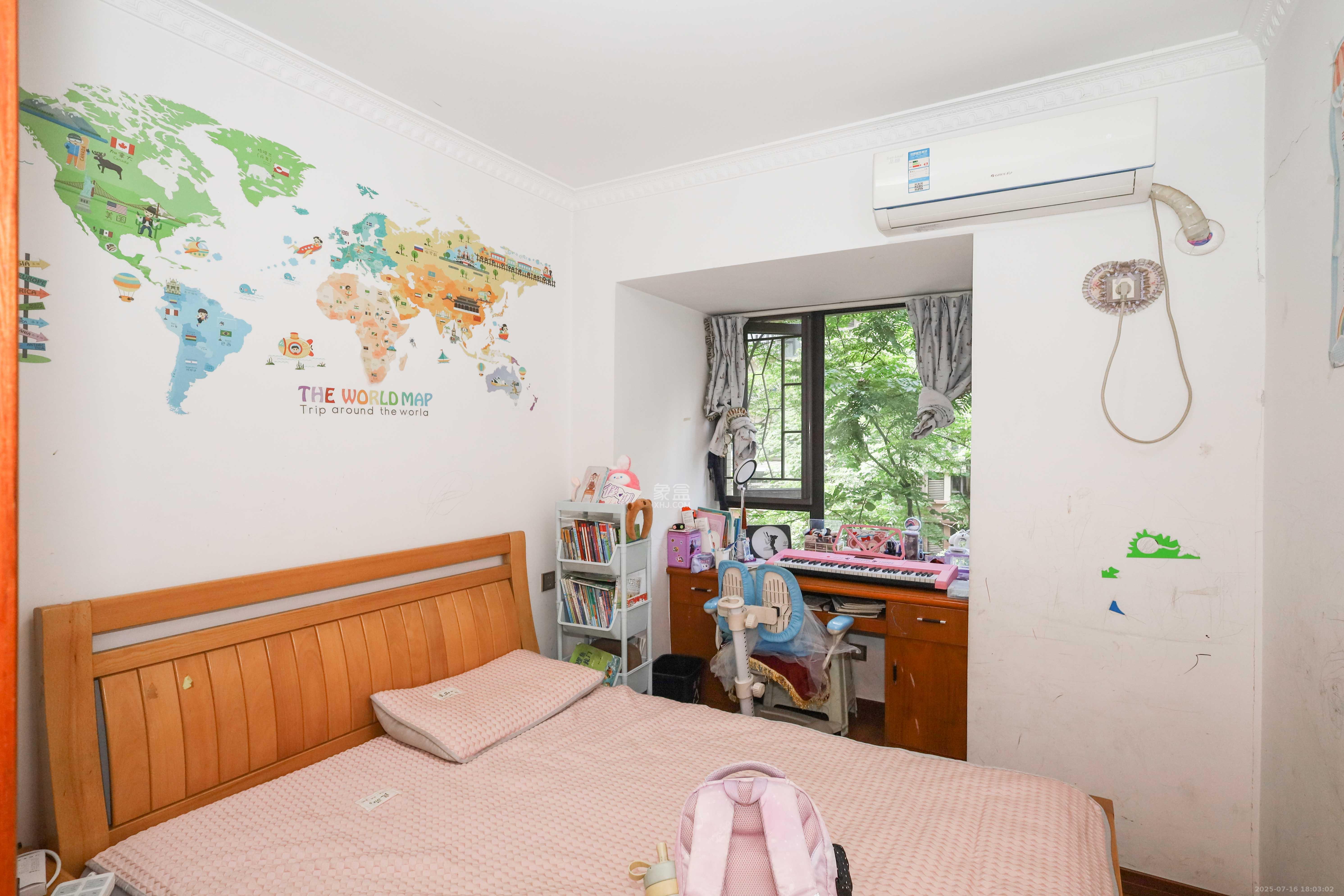 保利麓谷林语F区 3室2厅1卫 82.0万 保利麓谷林语F区 3室2厅1卫 82.0万卧室