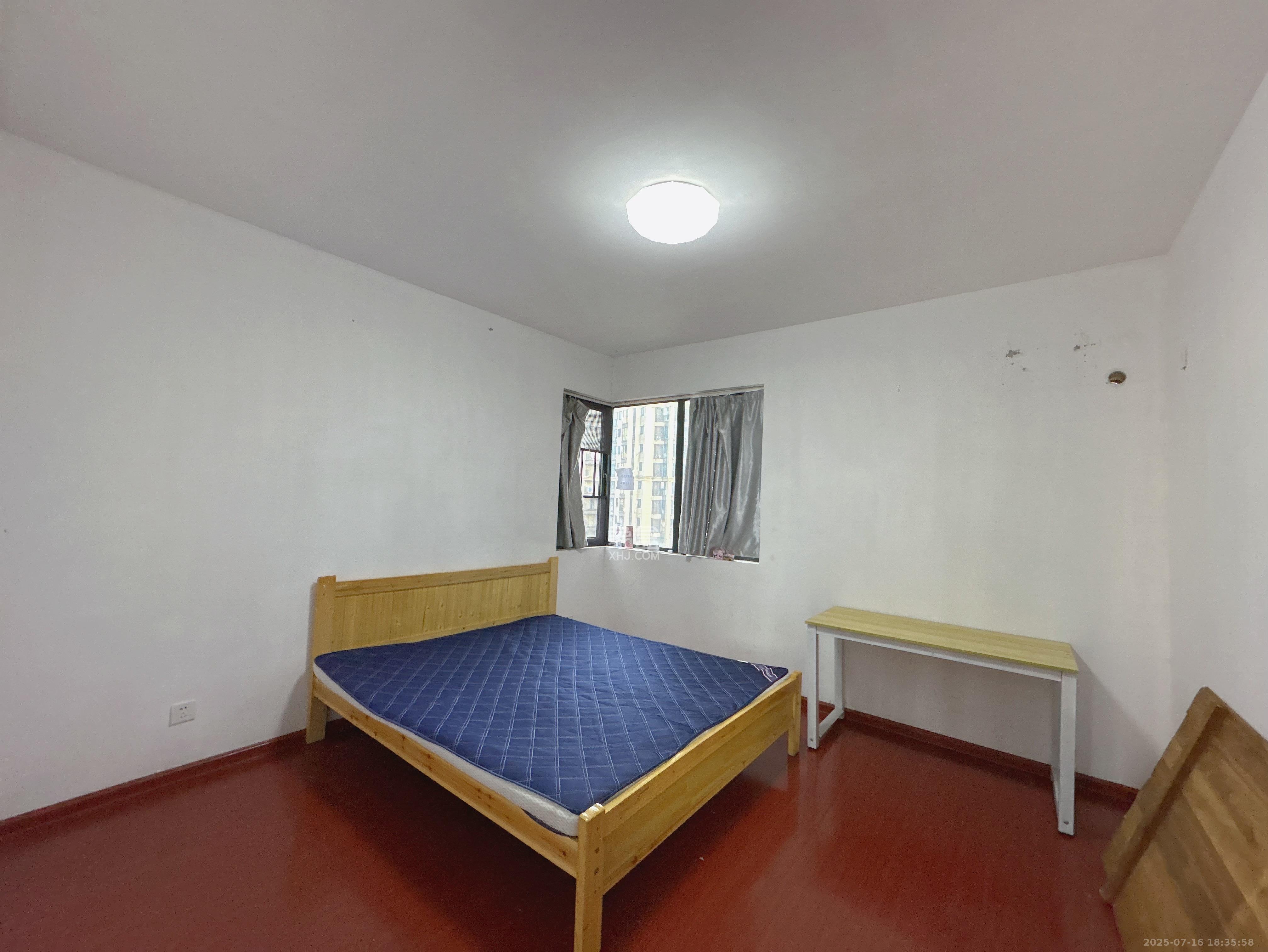 广泰锦苑  3室2厅1卫    2100.0元/月室内图