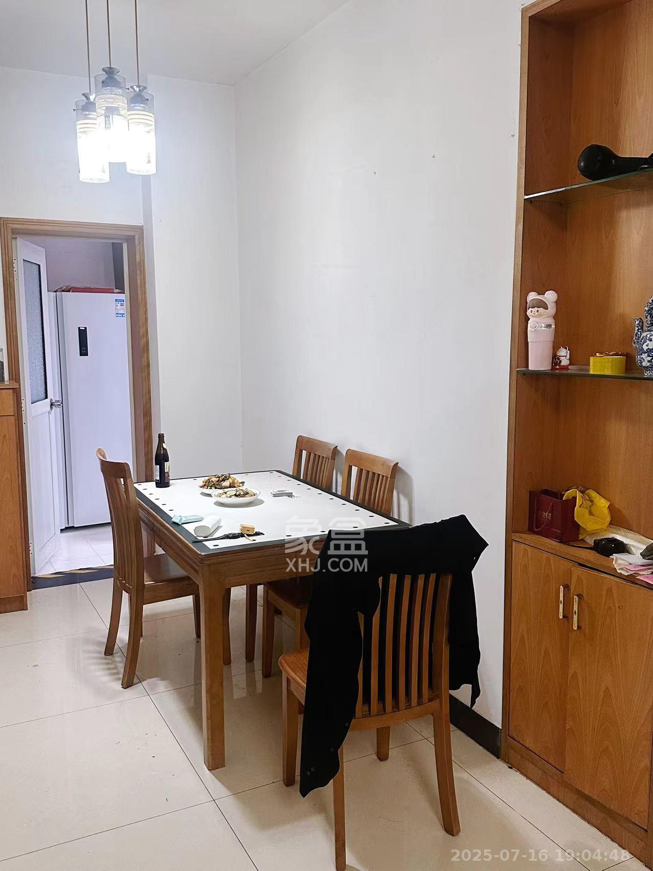 湘江北尚  3室1厅1卫    2400.0元/月 湘江北尚  3室1厅1卫    2400.0元/月室内图