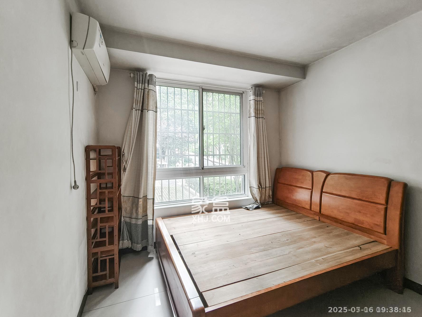 山水湾  3室2厅1卫    1900.0元/月 山水湾  3室2厅1卫    1900.0元/月室内图