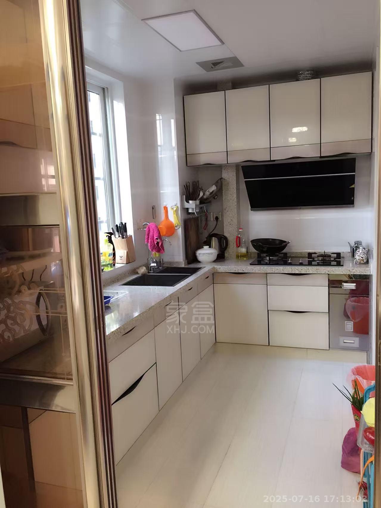 翠谷城 4室2厅2卫 2500.0元/月 翠谷城 4室2厅2卫 2500.0元/月室内图