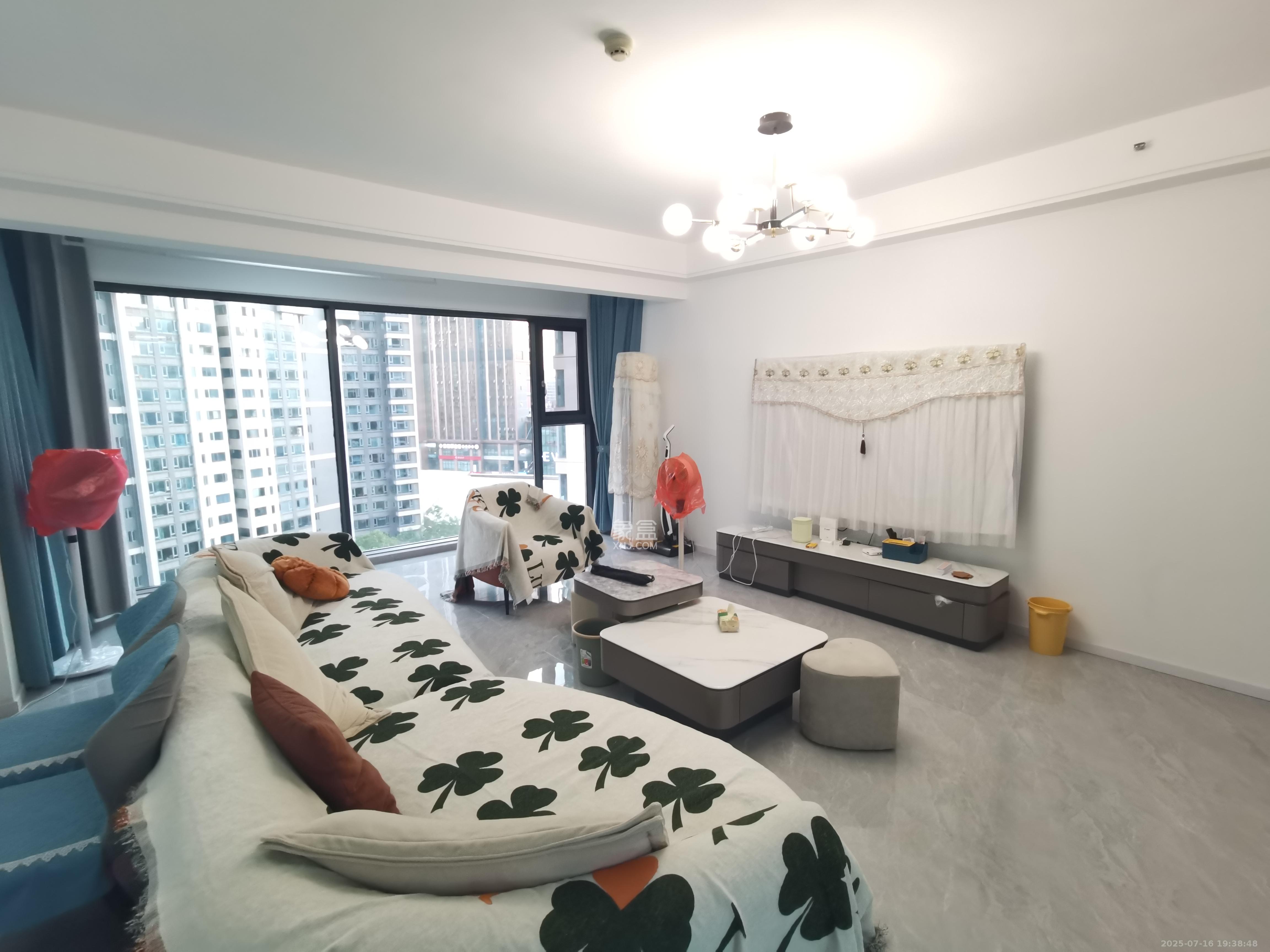 保利天禧D区 4室2厅2卫 6300.0元/月 保利天禧D区 4室2厅2卫 6300.0元/月室内图