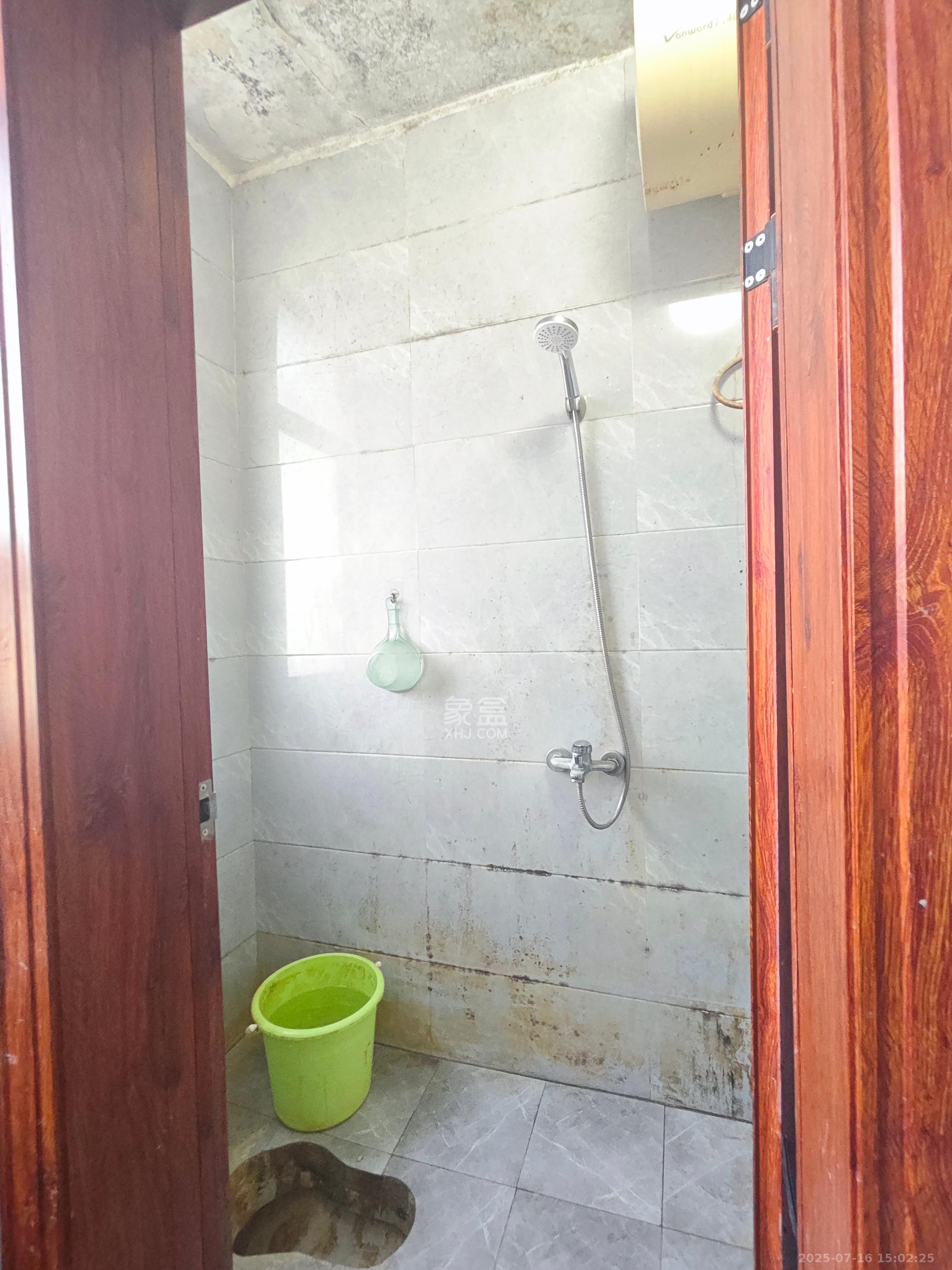 文艺新村  2室1厅1卫    1100.0元/月室内图