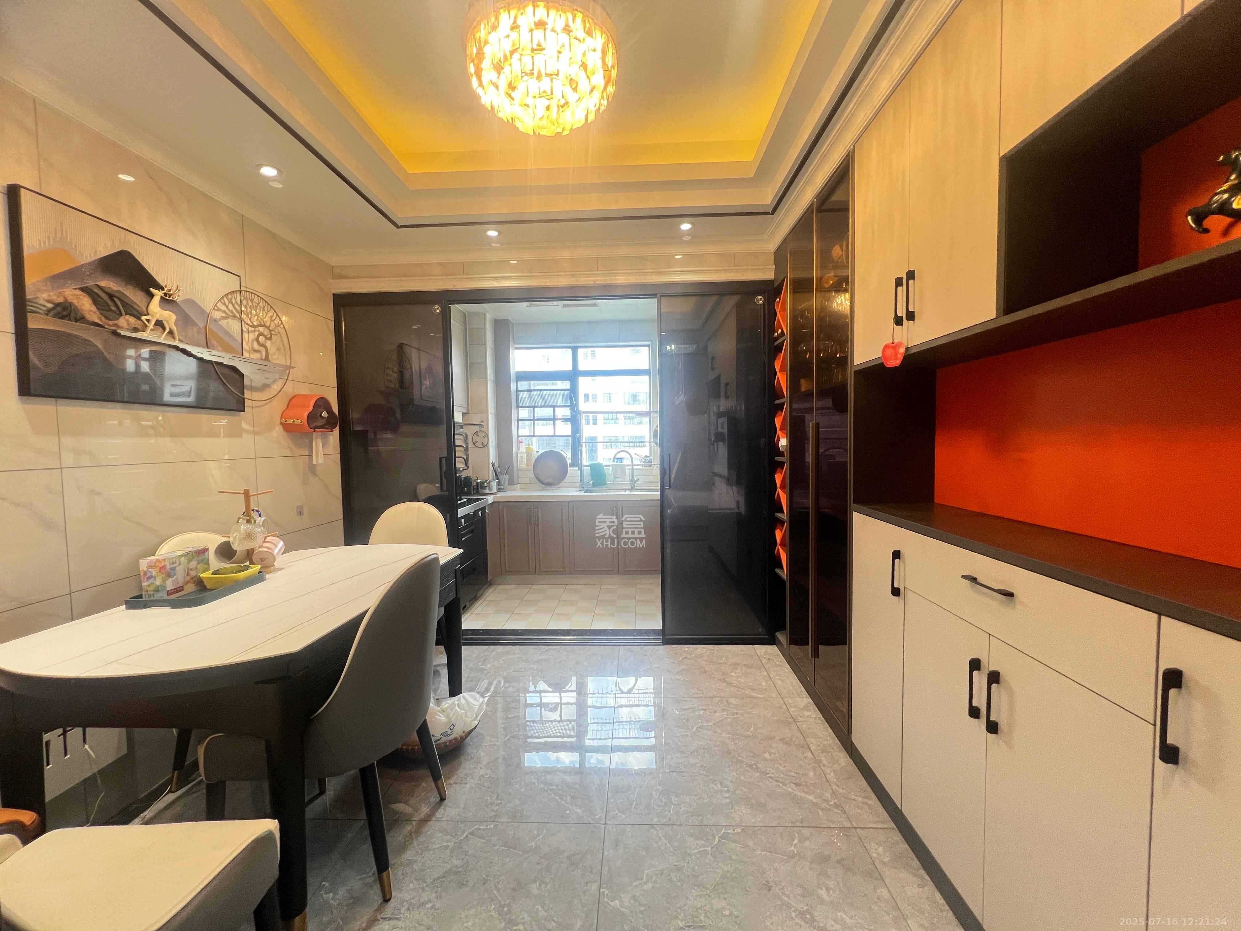 中国铁建国际城二期 4室2厅1卫 2800.0元/月 中国铁建国际城二期 4室2厅1卫 2800.0元/月室内图