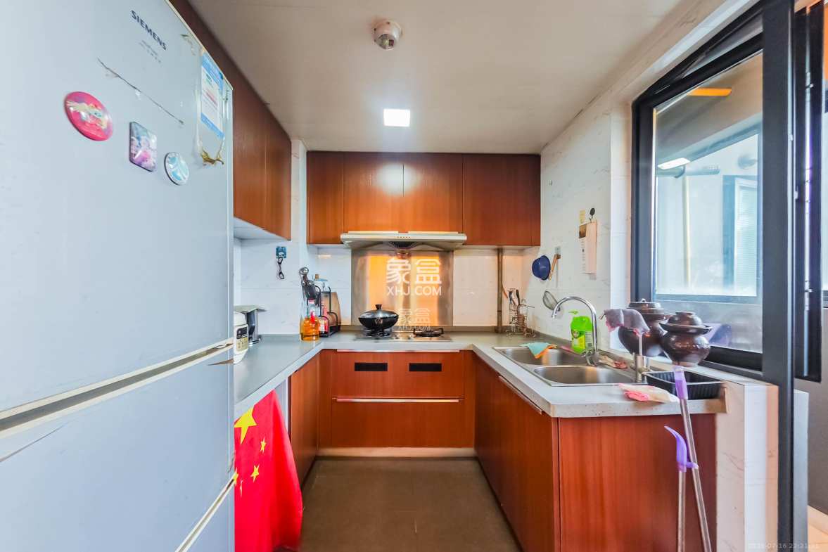 万科金域华府三四期 4室2厅2卫 112.0万 万科金域华府三四期 4室2厅2卫 112.0万厨房