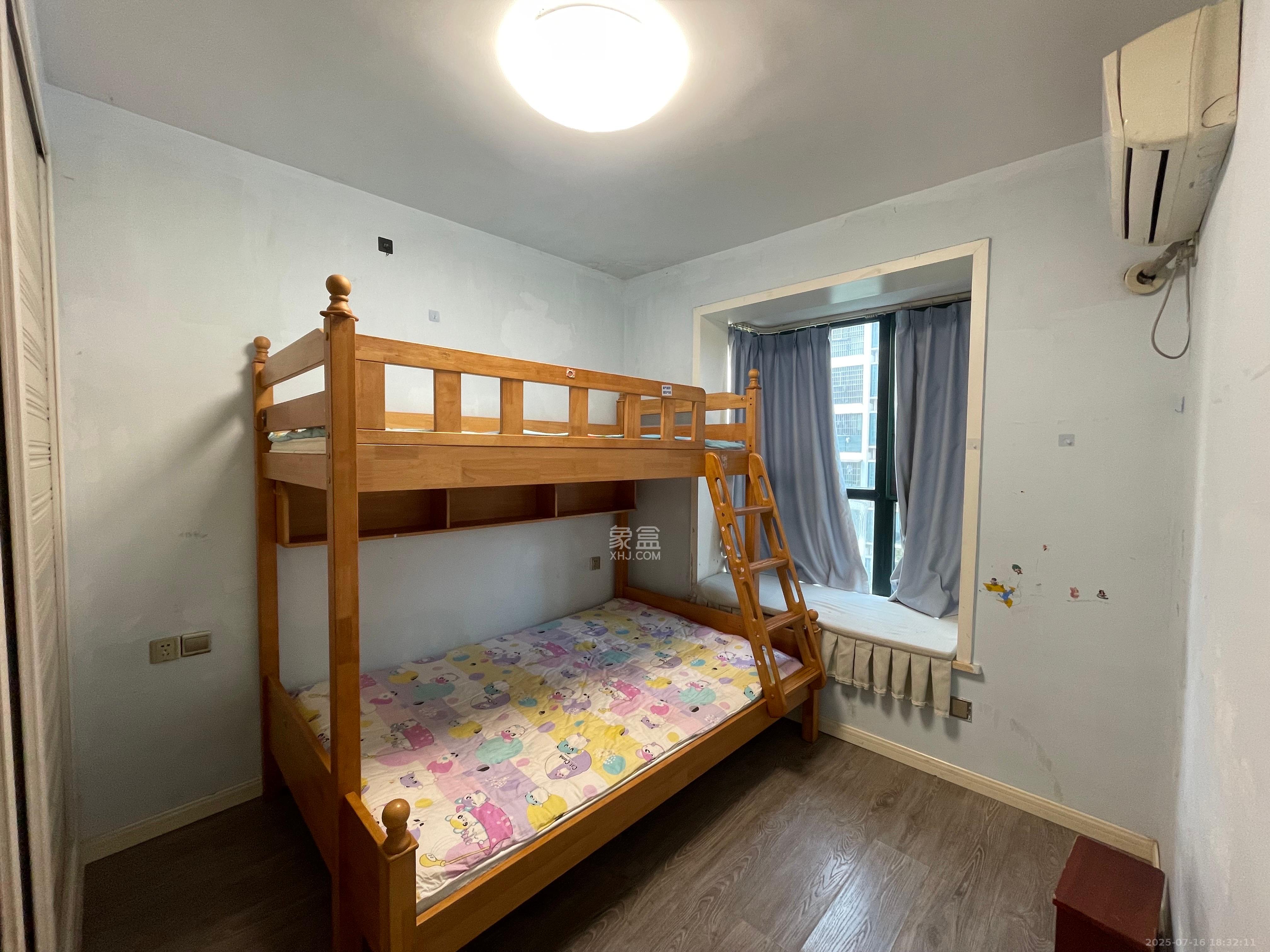 东岸锦城(东方人家) 3室2厅1卫 2300.0元/月 东岸锦城(东方人家) 3室2厅1卫 2300.0元/月室内图