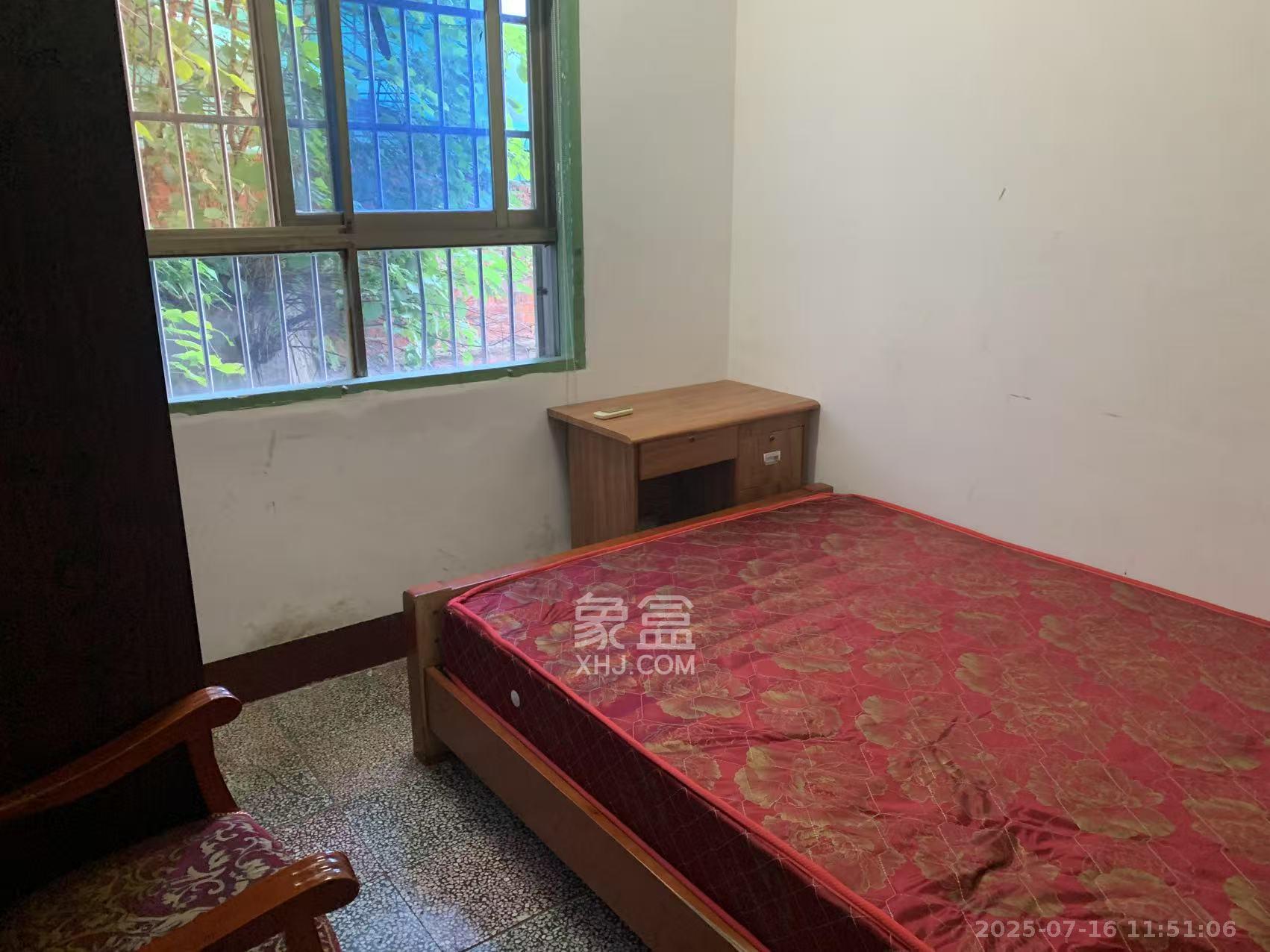 燕果塘 2室1厅1卫 1500.0元/月 燕果塘 2室1厅1卫 1500.0元/月室内图