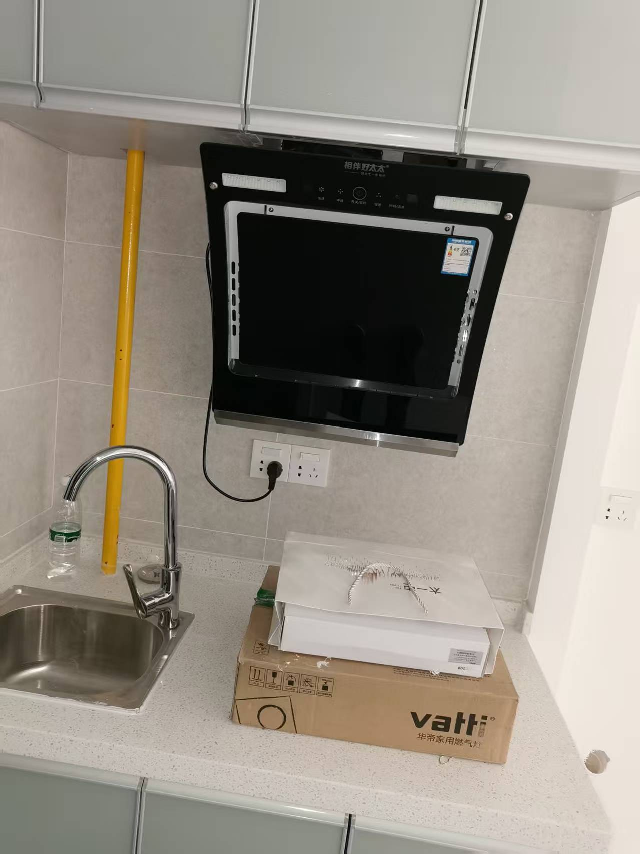 太一格 1室1厅1卫 1000.0元/月 太一格 1室1厅1卫 1000.0元/月室内图