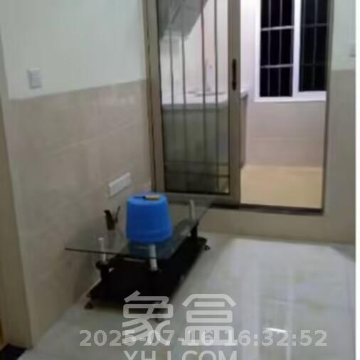 和康园小区  1室1厅1卫   1300.00元/月室内图