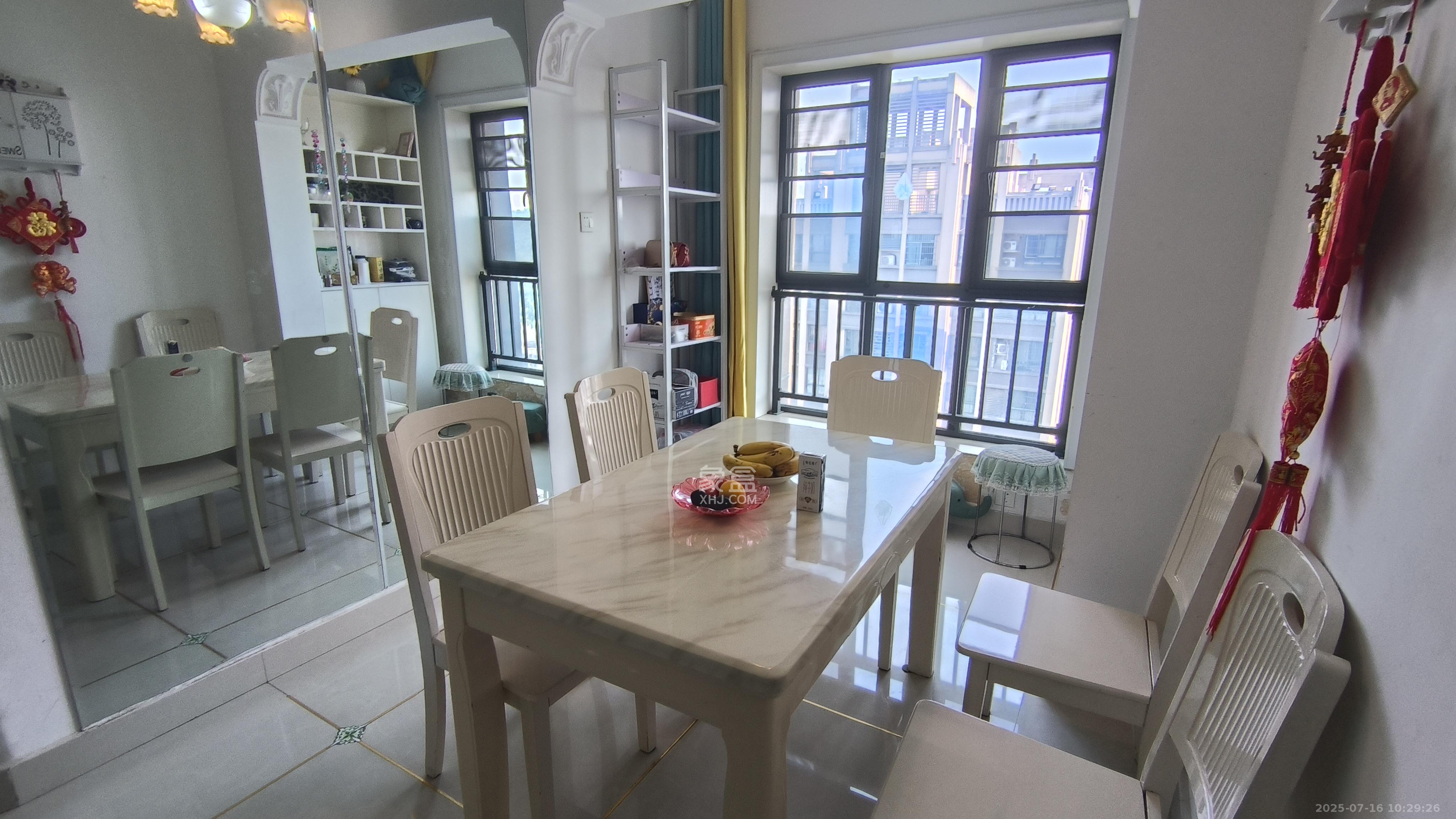 天麓尚层 3室2厅2卫 2300.0元/月 天麓尚层 3室2厅2卫 2300.0元/月室内图