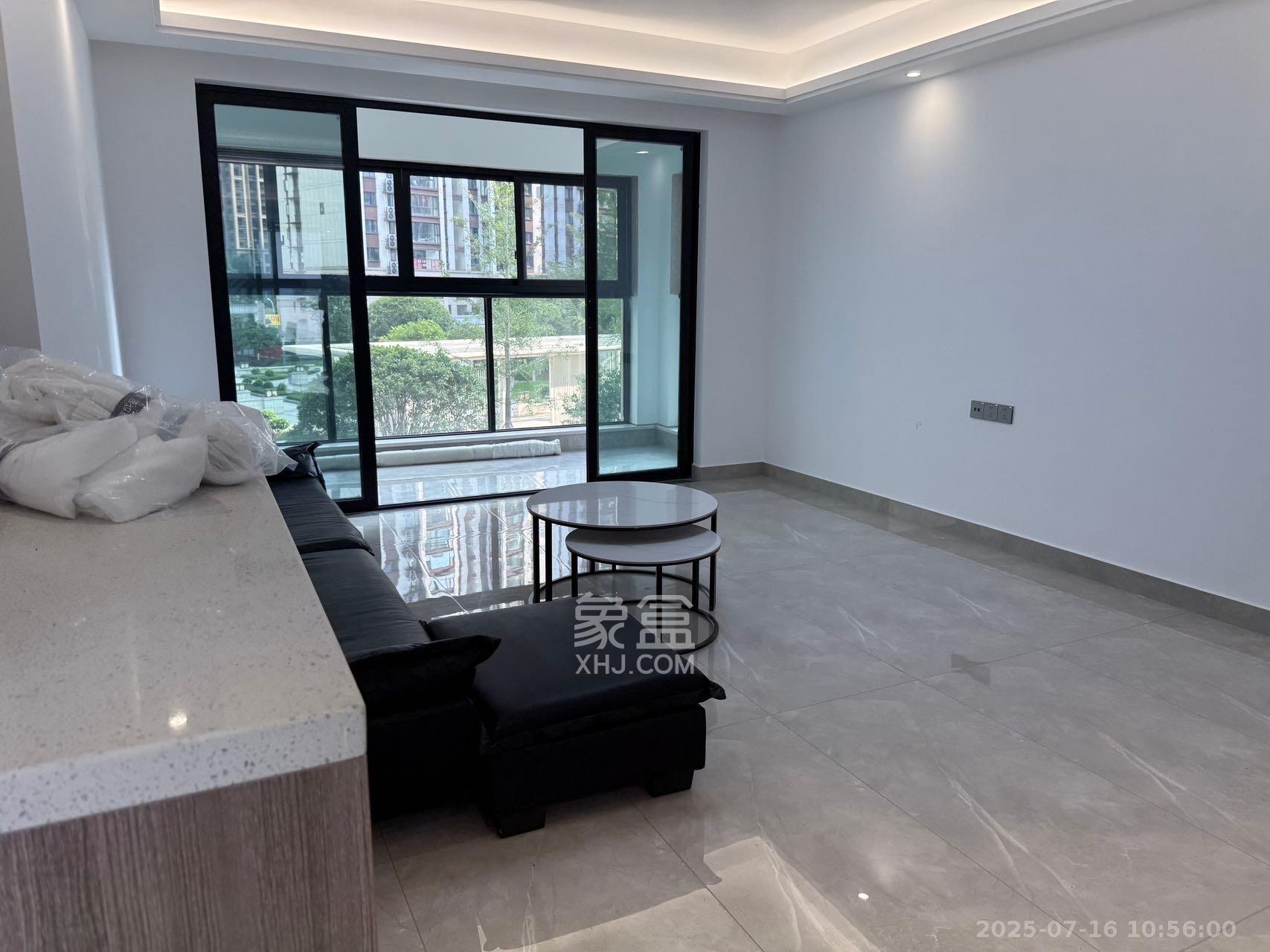 金富湘江悦城 4室2厅2卫 3300.0元/月 金富湘江悦城 4室2厅2卫 3300.0元/月室内图