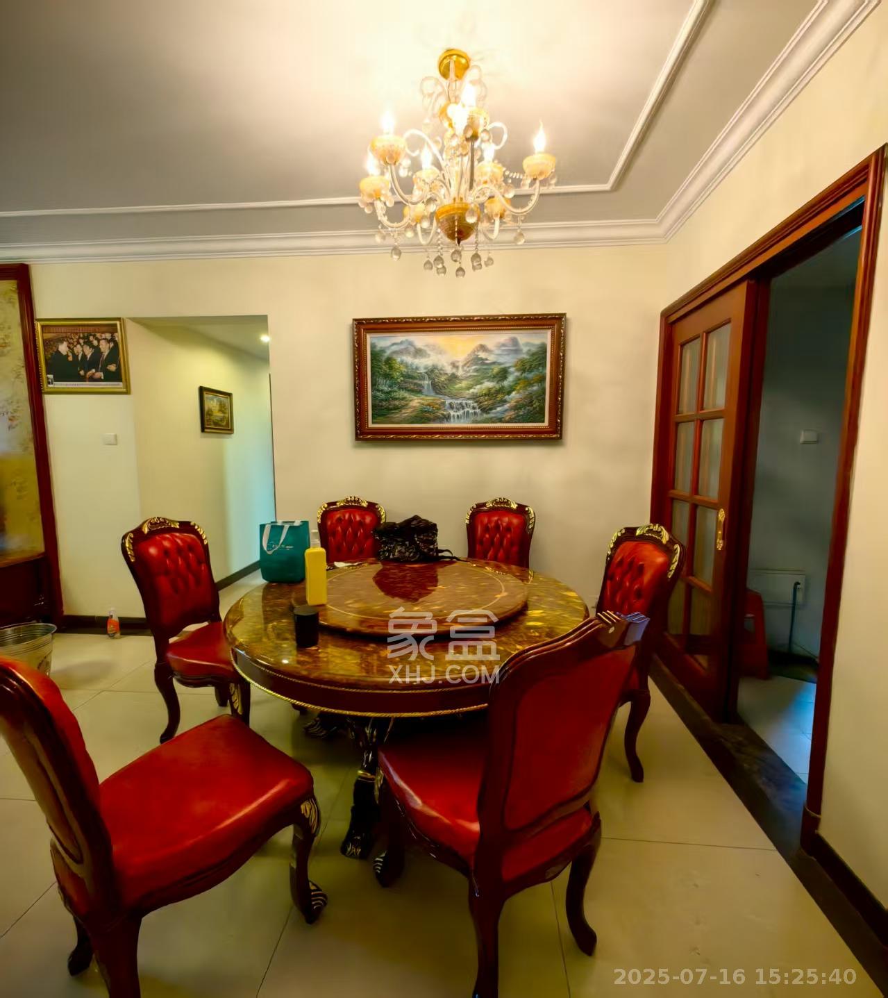 恒大城  4室2厅2卫    3600.0元/月室内图