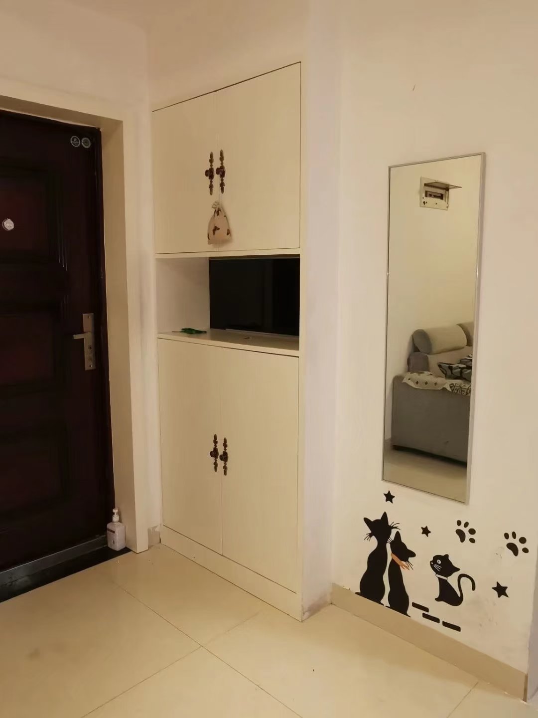 湘中园  1室1厅1卫    1200.0元/月 湘中园  1室1厅1卫    1200.0元/月户型图