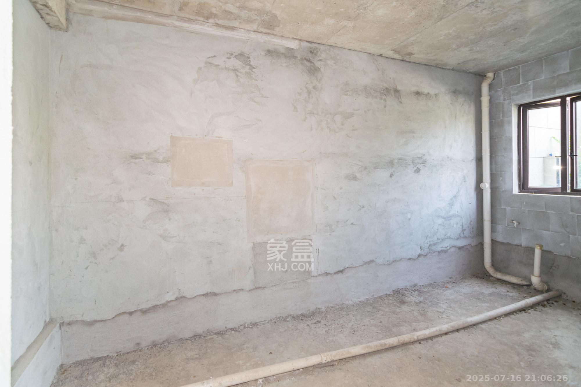 碧桂园御园  5室2厅3卫    180.0万 碧桂园御园  5室2厅3卫    180.0万厨房