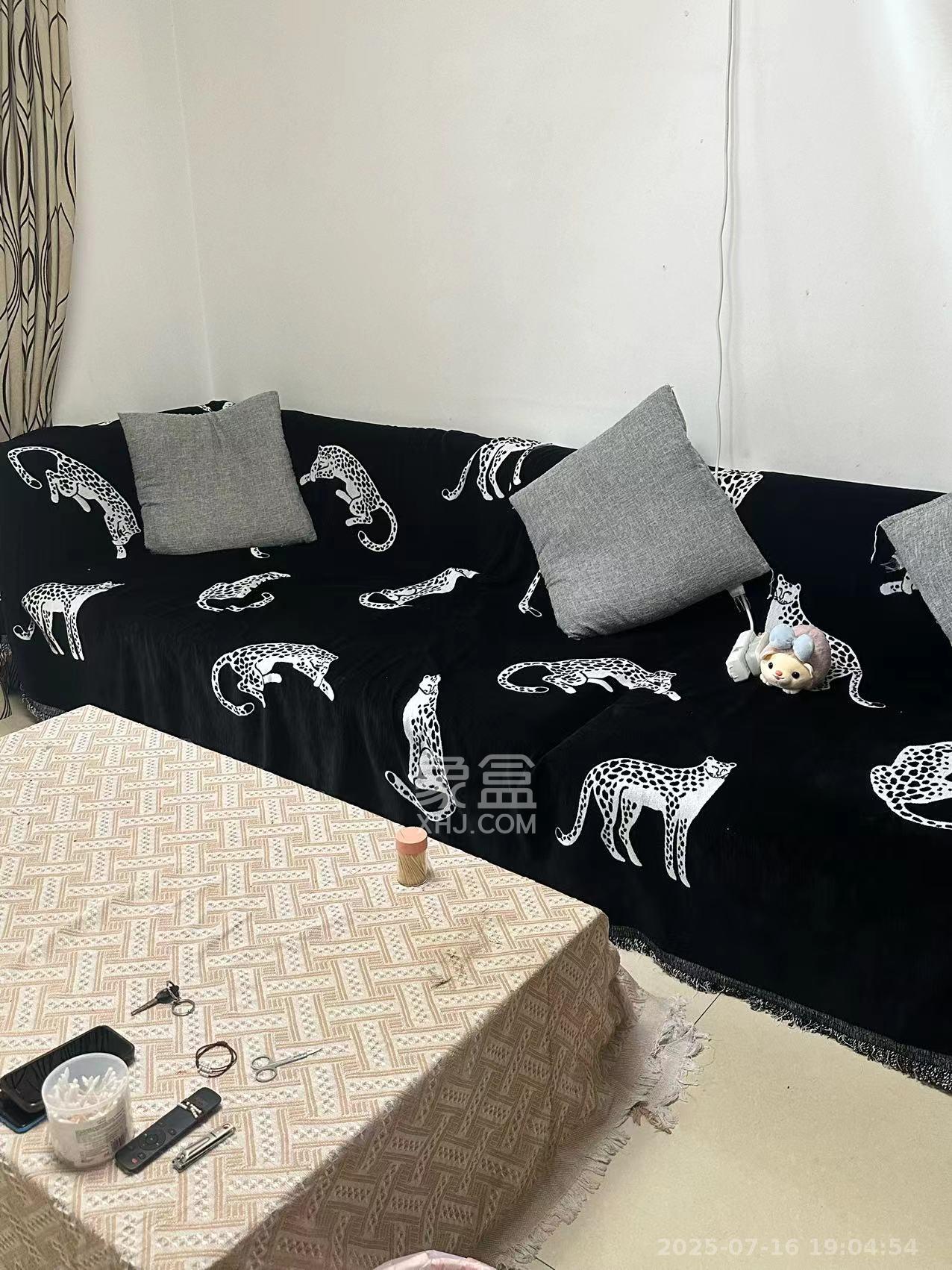 湘江北尚  3室1厅1卫    2400.0元/月 湘江北尚  3室1厅1卫    2400.0元/月室内图