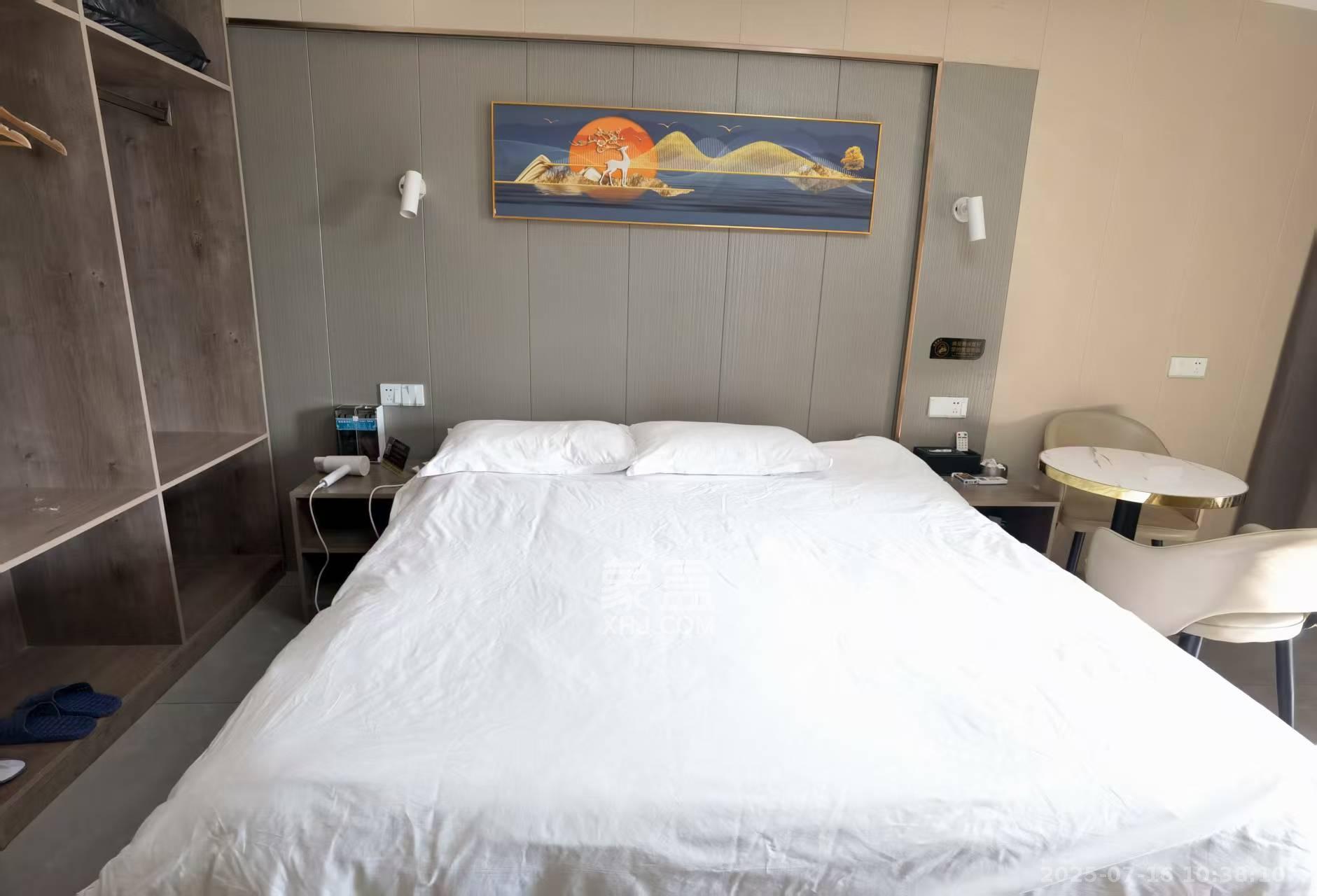 国泰九龙湾  1室1厅1卫   1500.00元/月室内图