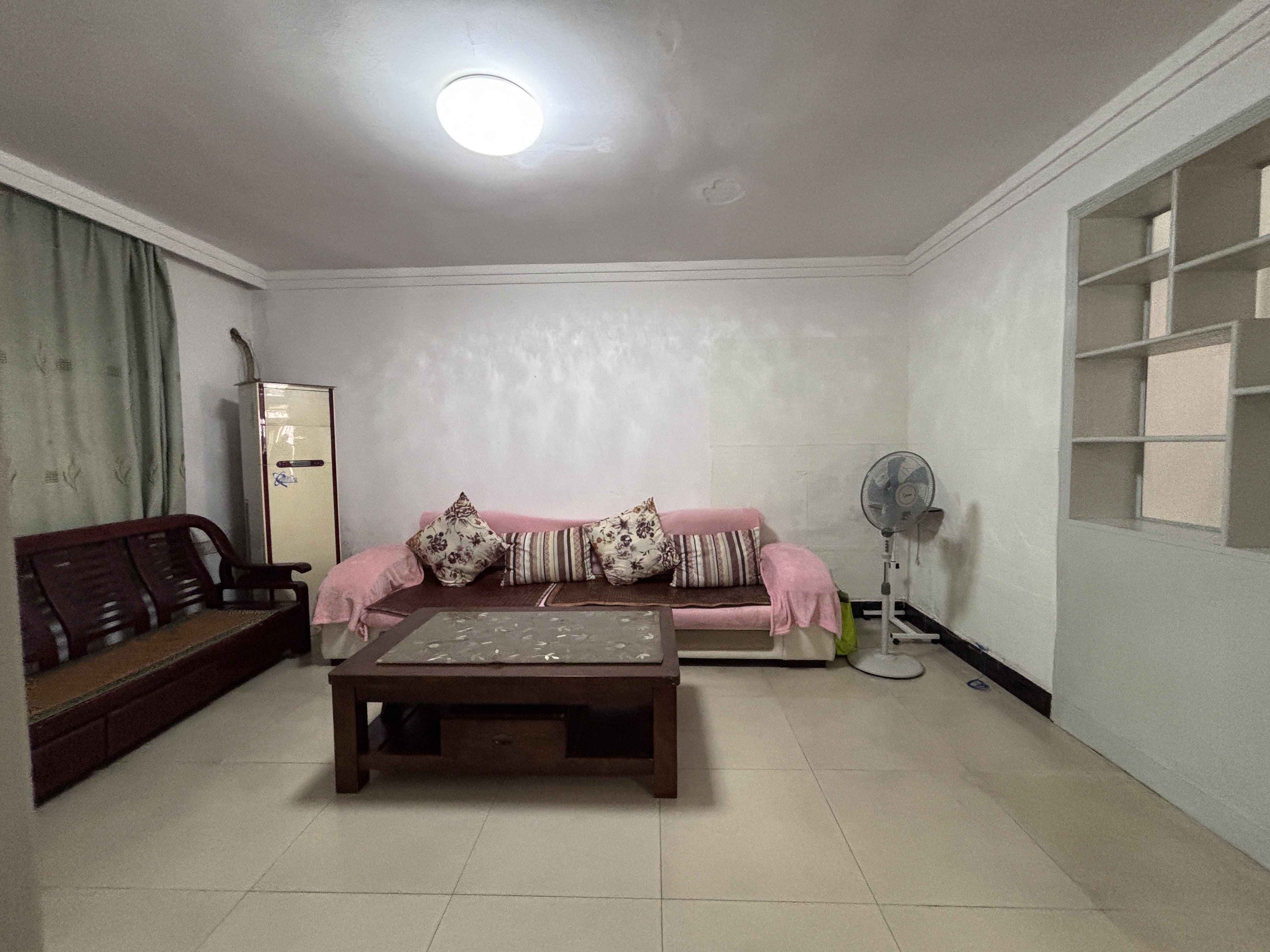 民政局宿舍 2室2厅1卫 1600.0元/月 民政局宿舍 2室2厅1卫 1600.0元/月户型图