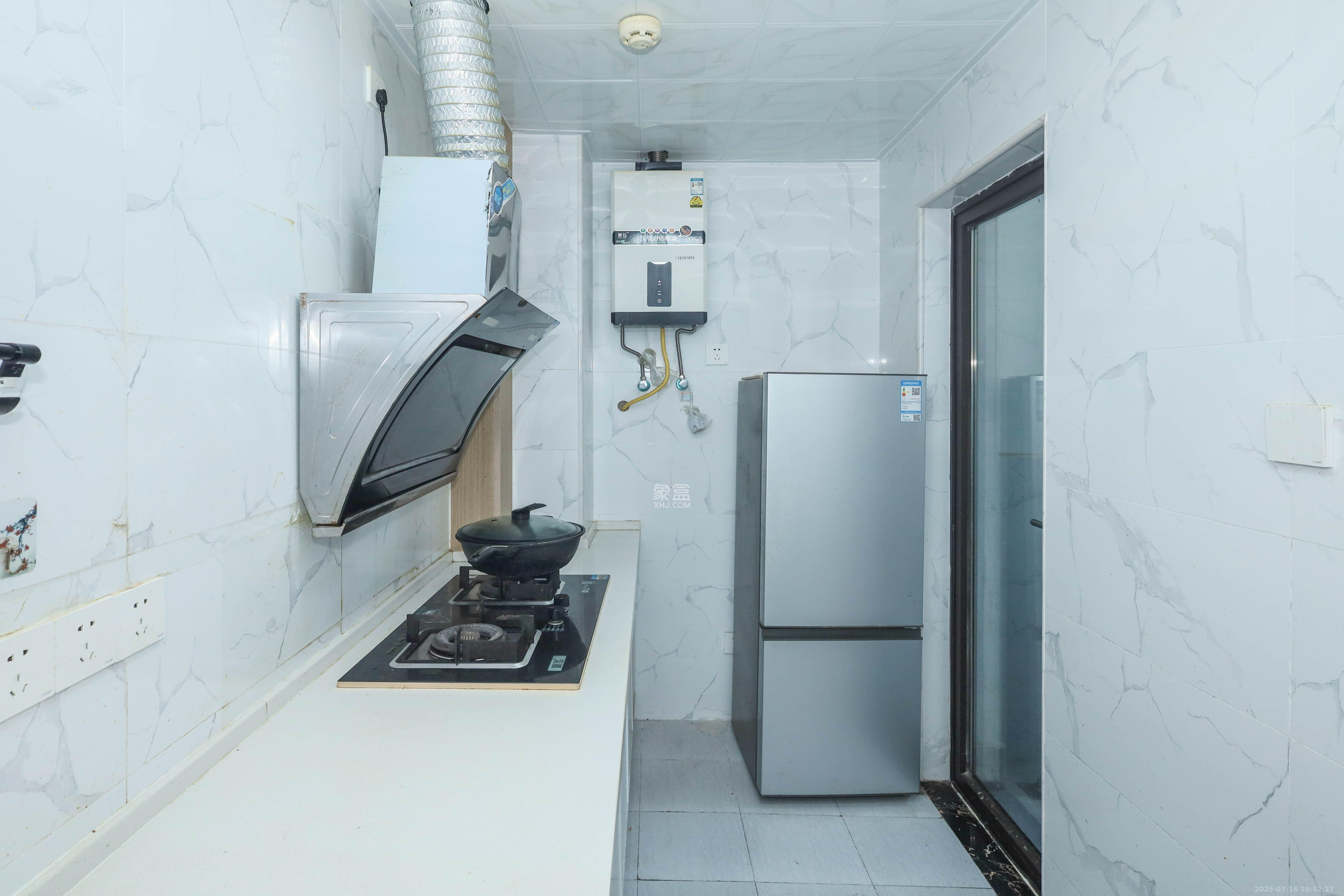 中国铁建梅溪青秀二期 3室2厅2卫 2650.0元/月 中国铁建梅溪青秀二期 3室2厅2卫 2650.0元/月室内图