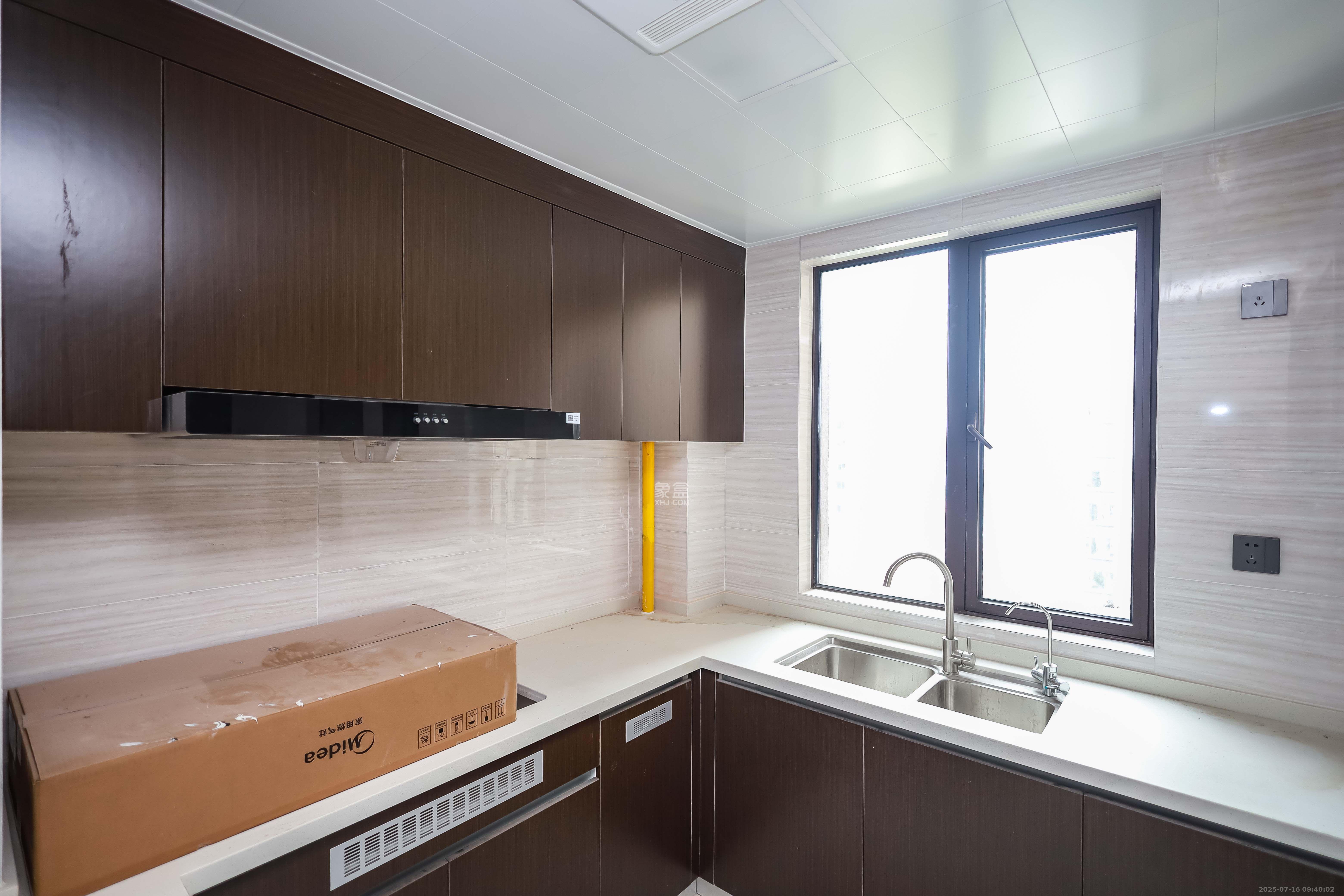 长沙美的麓府  4室2厅2卫   2800.00元/月室内图