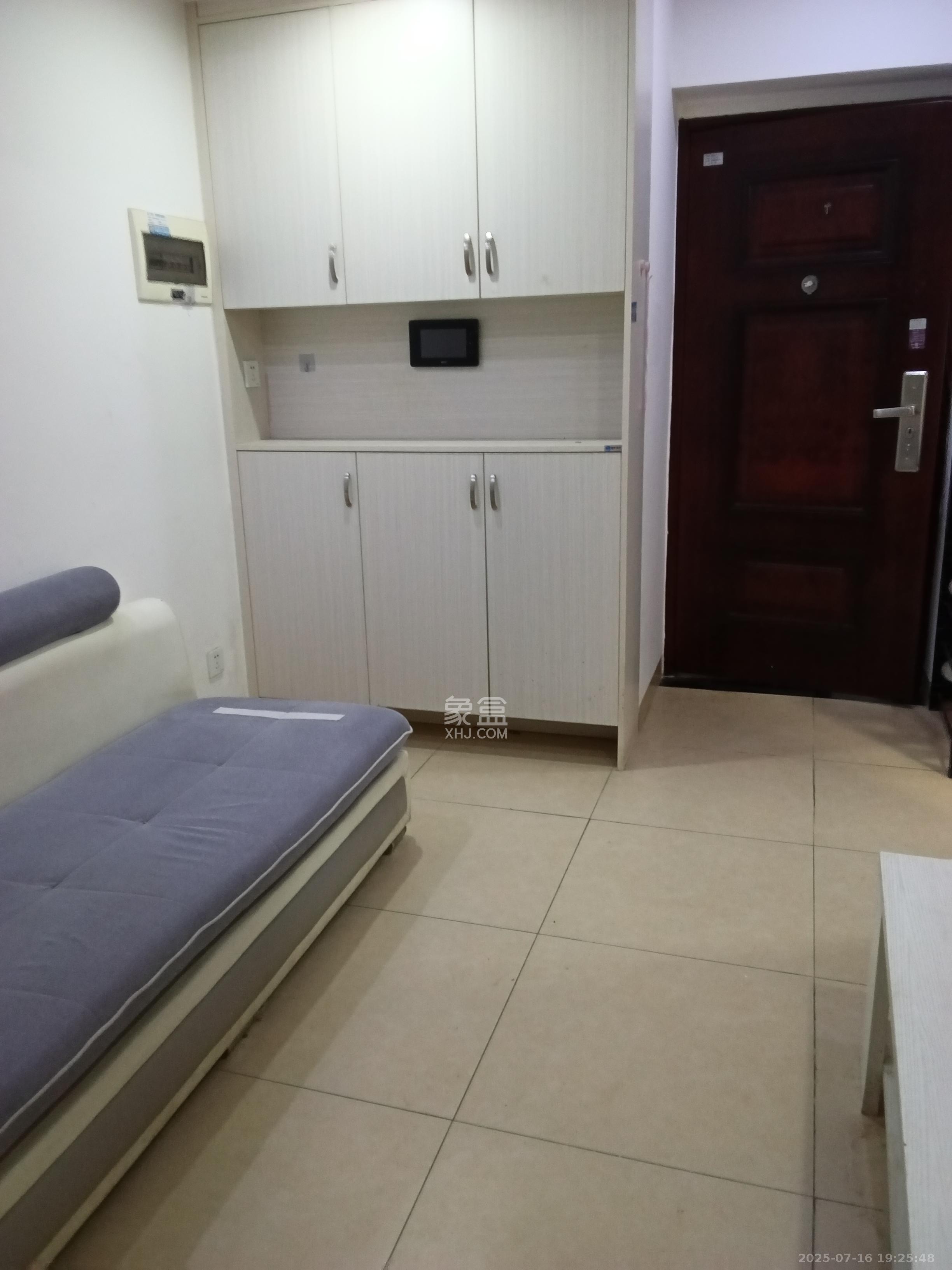 君康家园(梅溪湖七喜街)  2室1厅1卫    2300.0元/月 君康家园(梅溪湖七喜街)  2室1厅1卫    2300.0元/月室内图