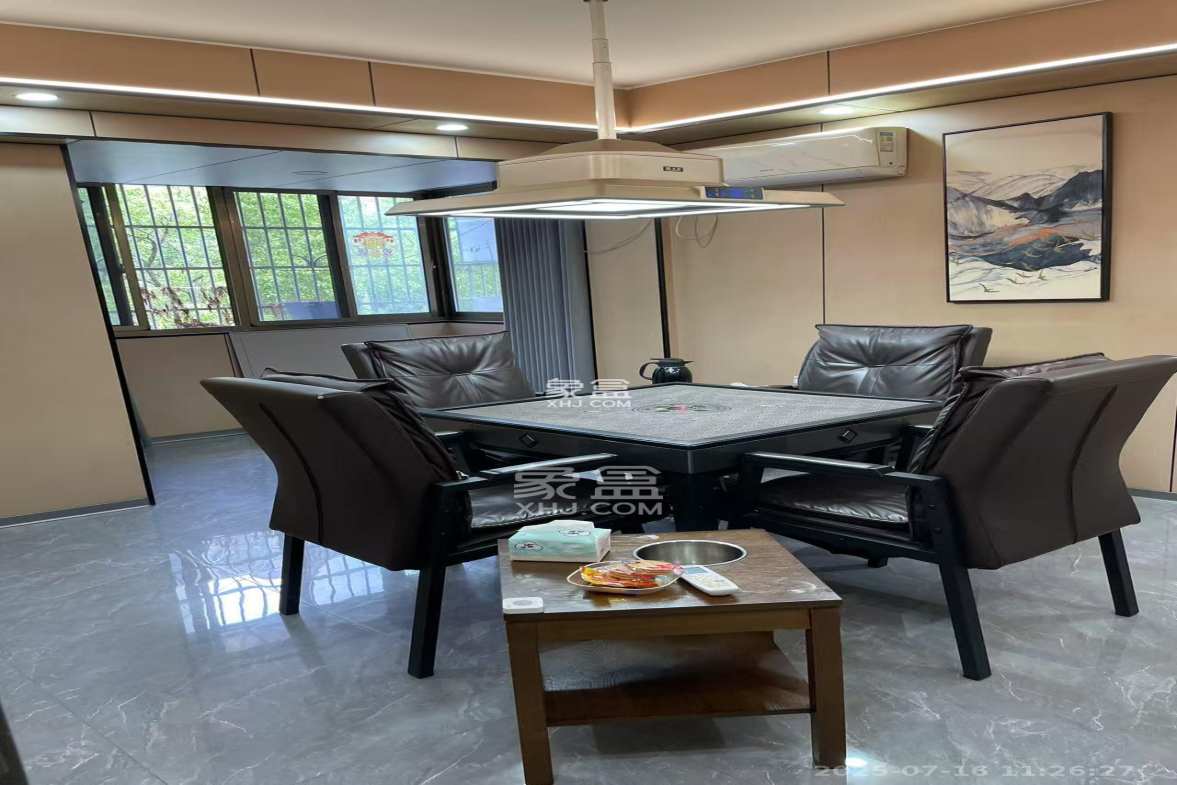 扬帆小区 3室2厅1卫 4500.0元/月 扬帆小区 3室2厅1卫 4500.0元/月室内图