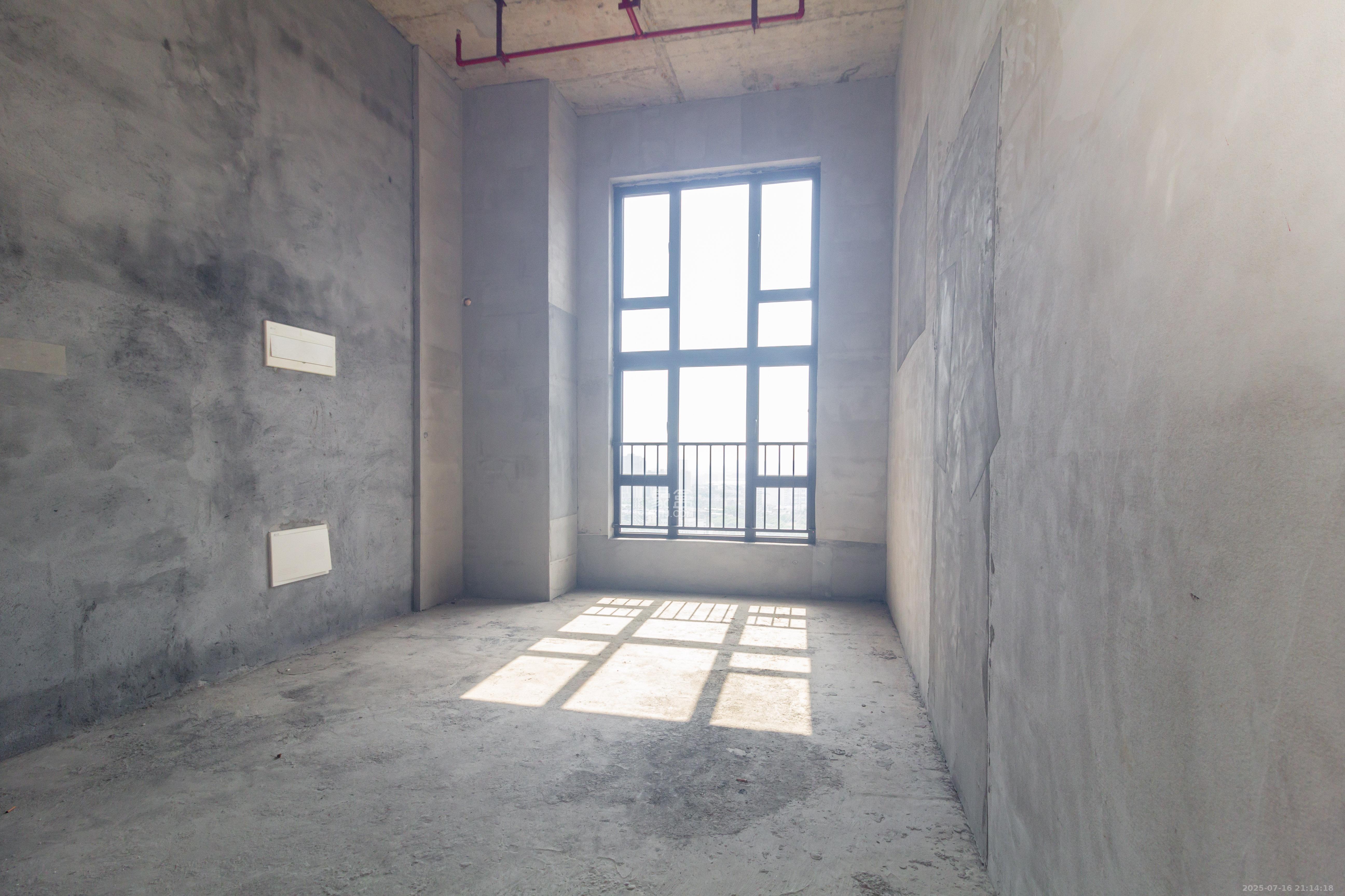 雅居乐新地  2室1厅1卫    16.0万 雅居乐新地  2室1厅1卫    16.0万客厅