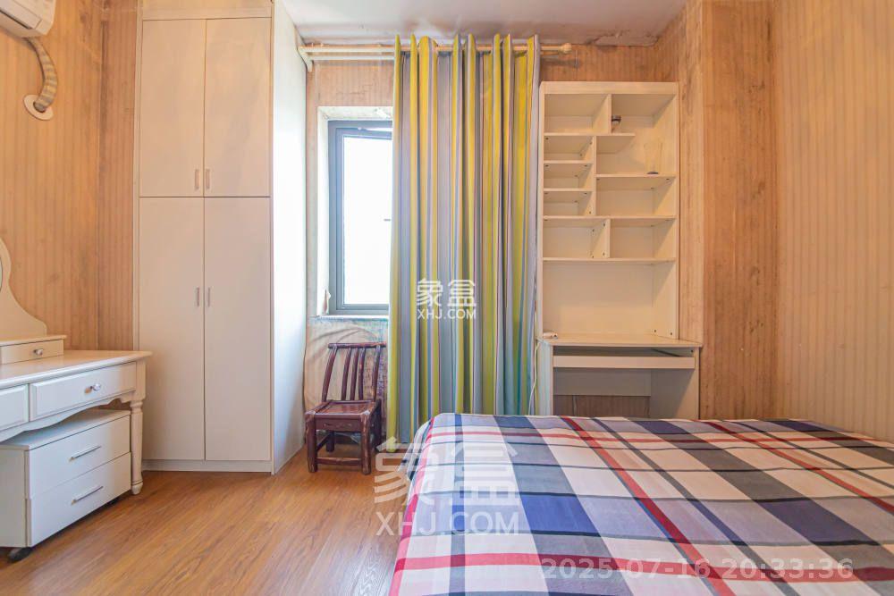 花漾年华(桂花园) 1室1厅1卫 1650.0元/月 花漾年华(桂花园) 1室1厅1卫 1650.0元/月室内图