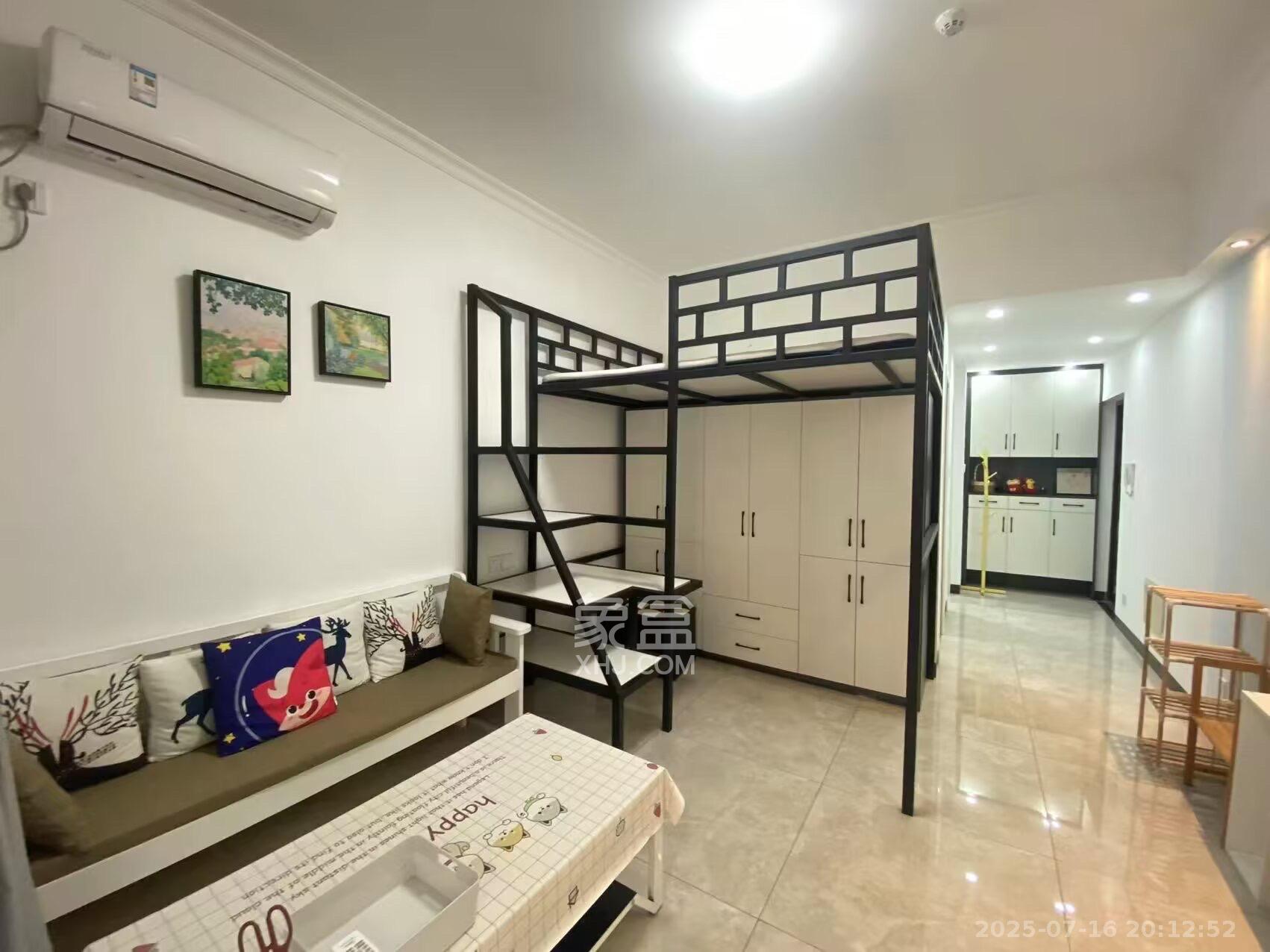 嘉雨兴园 1室1厅1卫 1800.0元/月 嘉雨兴园 1室1厅1卫 1800.0元/月室内图