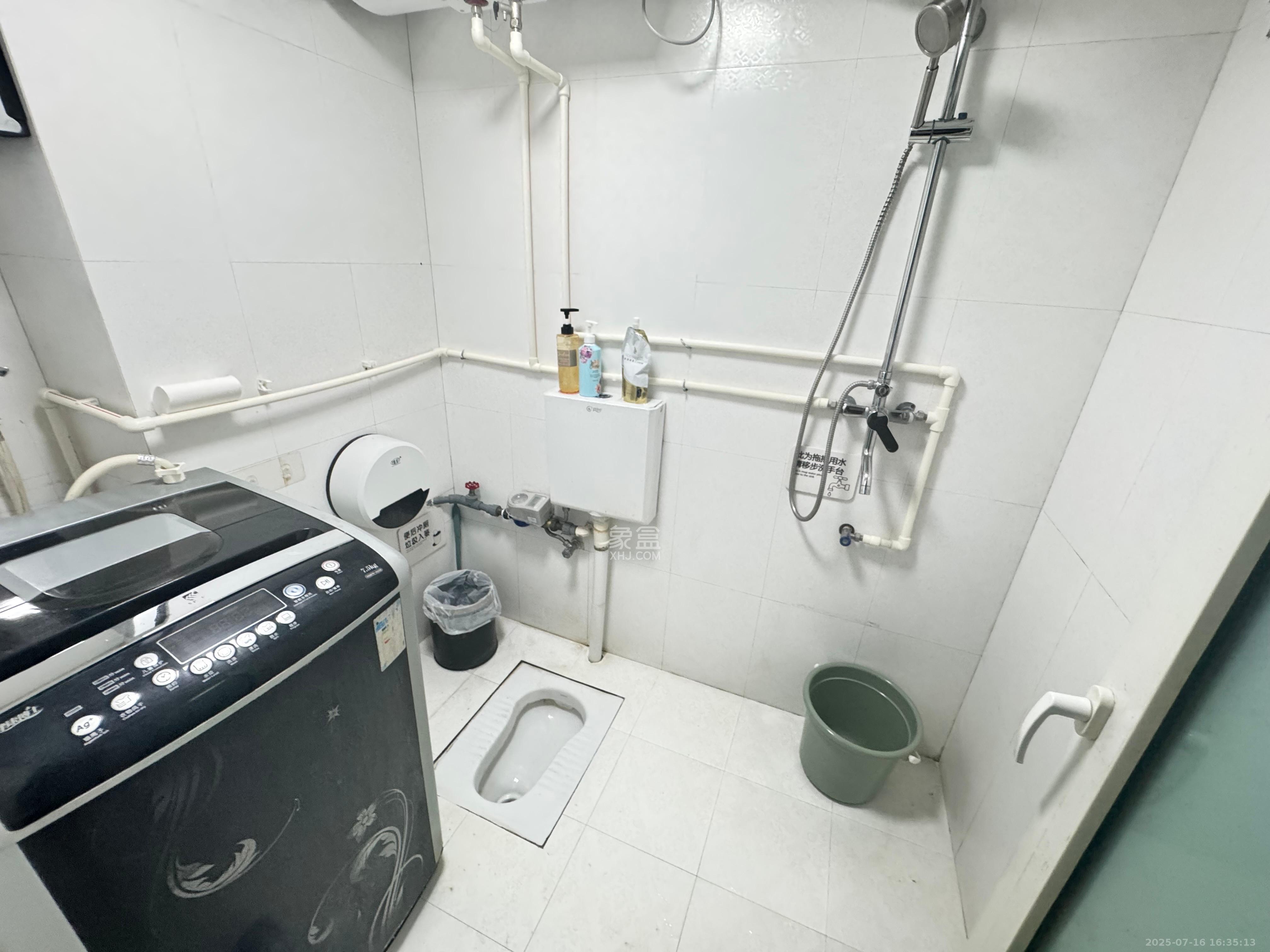 摩天一号 1室1厅1卫 2500.0元/月 摩天一号 1室1厅1卫 2500.0元/月室内图