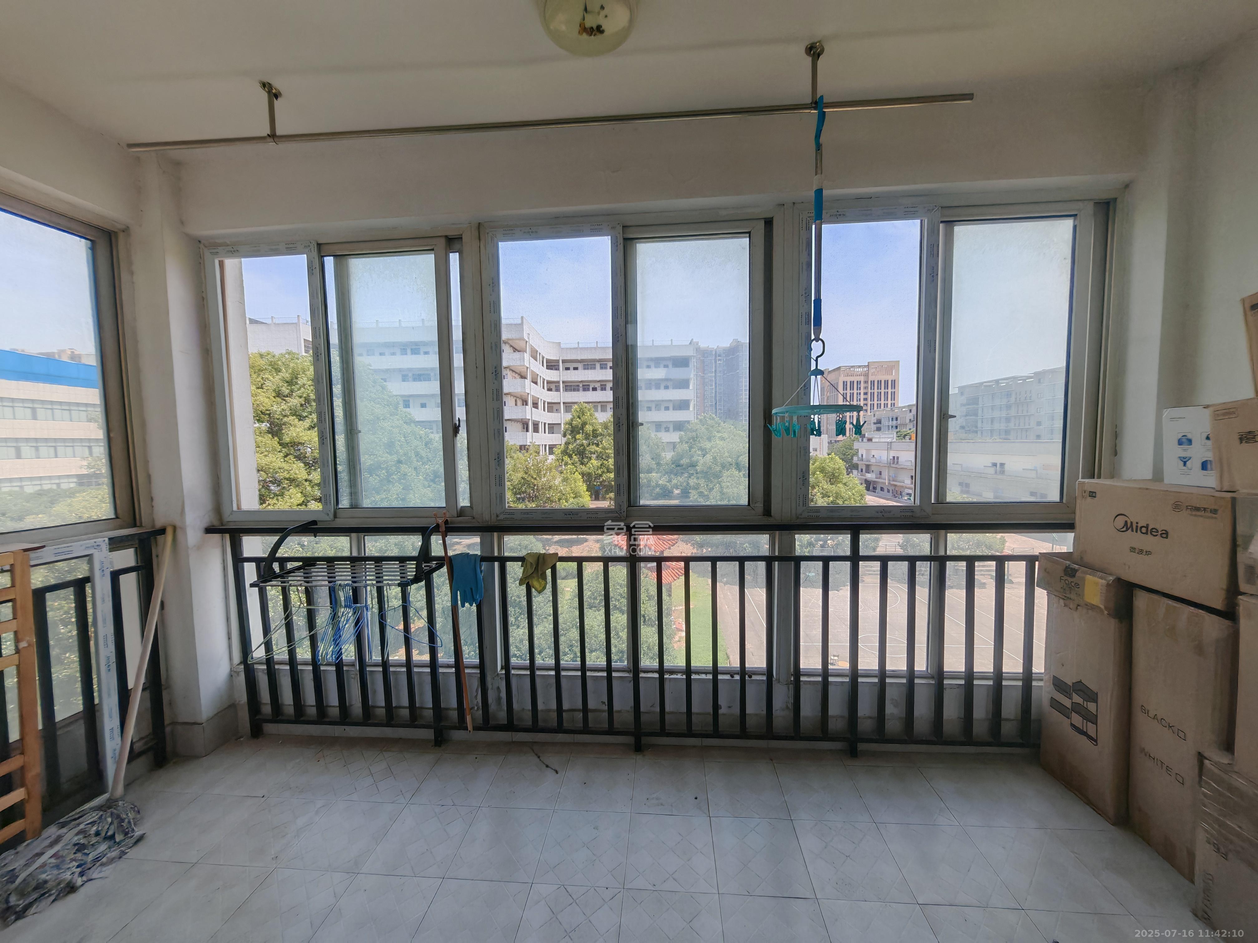 方略学府佳境  3室2厅3卫   2200.00元/月室内图