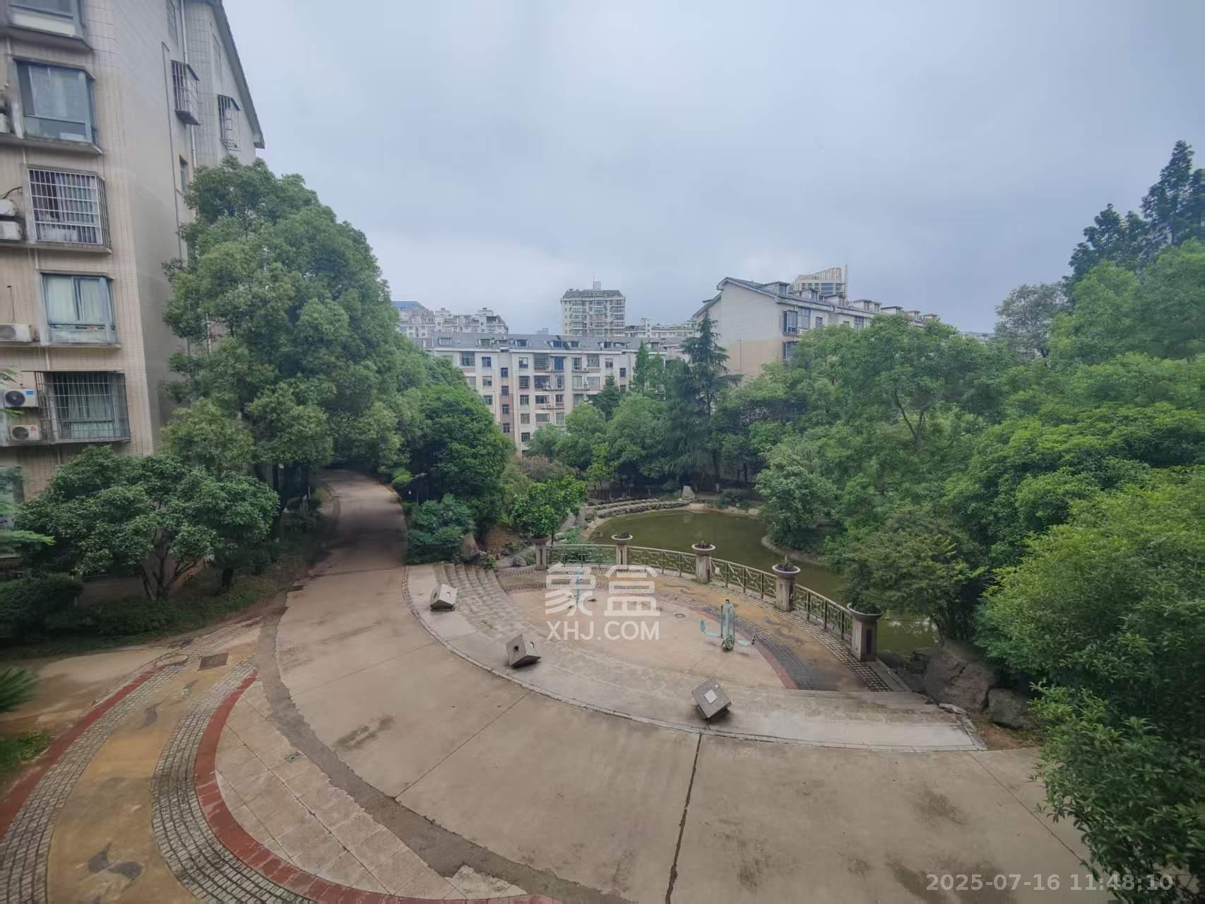 枫林绿洲 4室2厅2卫 2600.0元/月 枫林绿洲 4室2厅2卫 2600.0元/月小区图