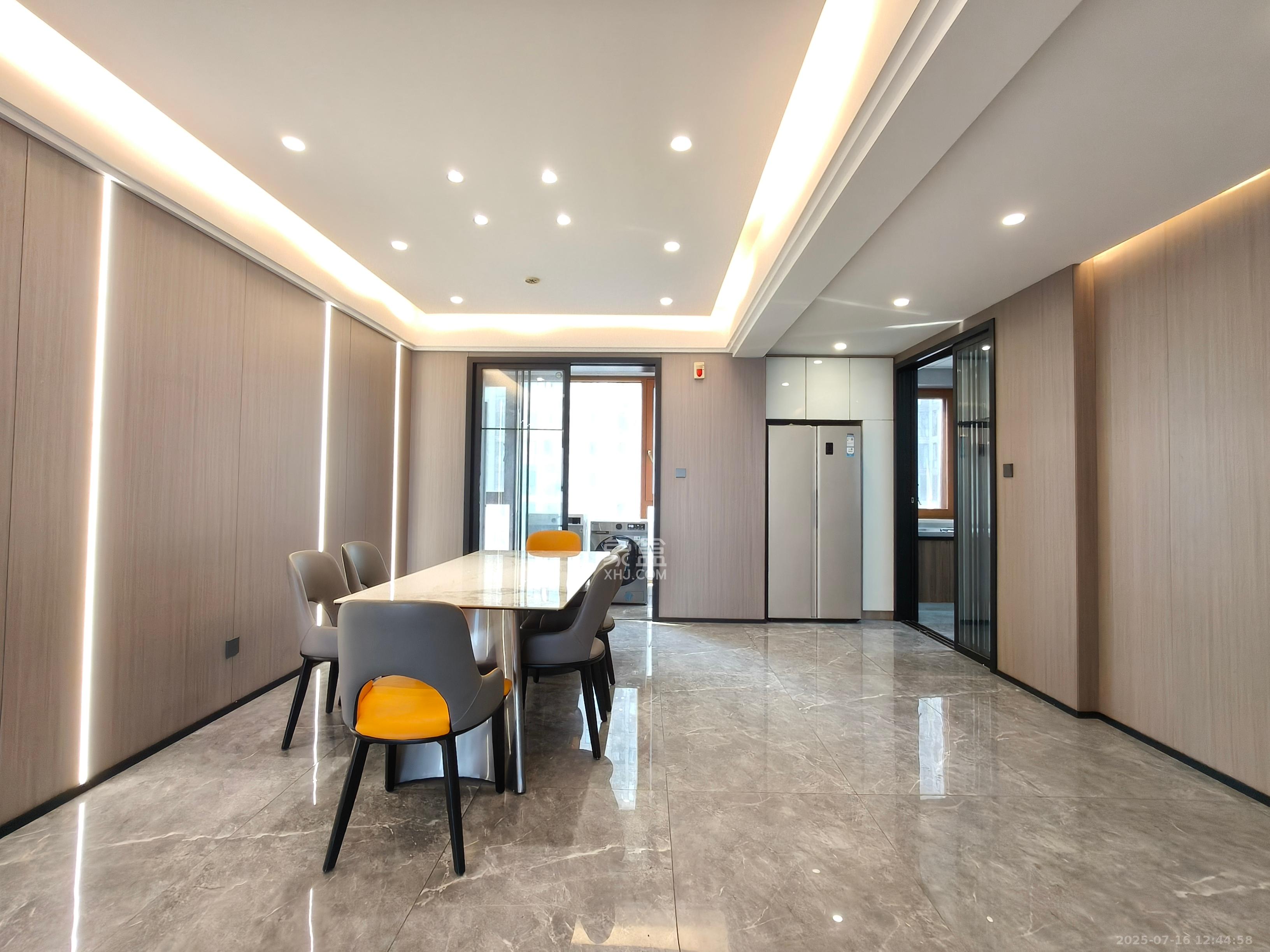 世茂外滩里(世茂铂翠湾三期) 1室0厅0卫 15000.0元/月 世茂外滩里(世茂铂翠湾三期) 1室0厅0卫 15000.0元/月室内图