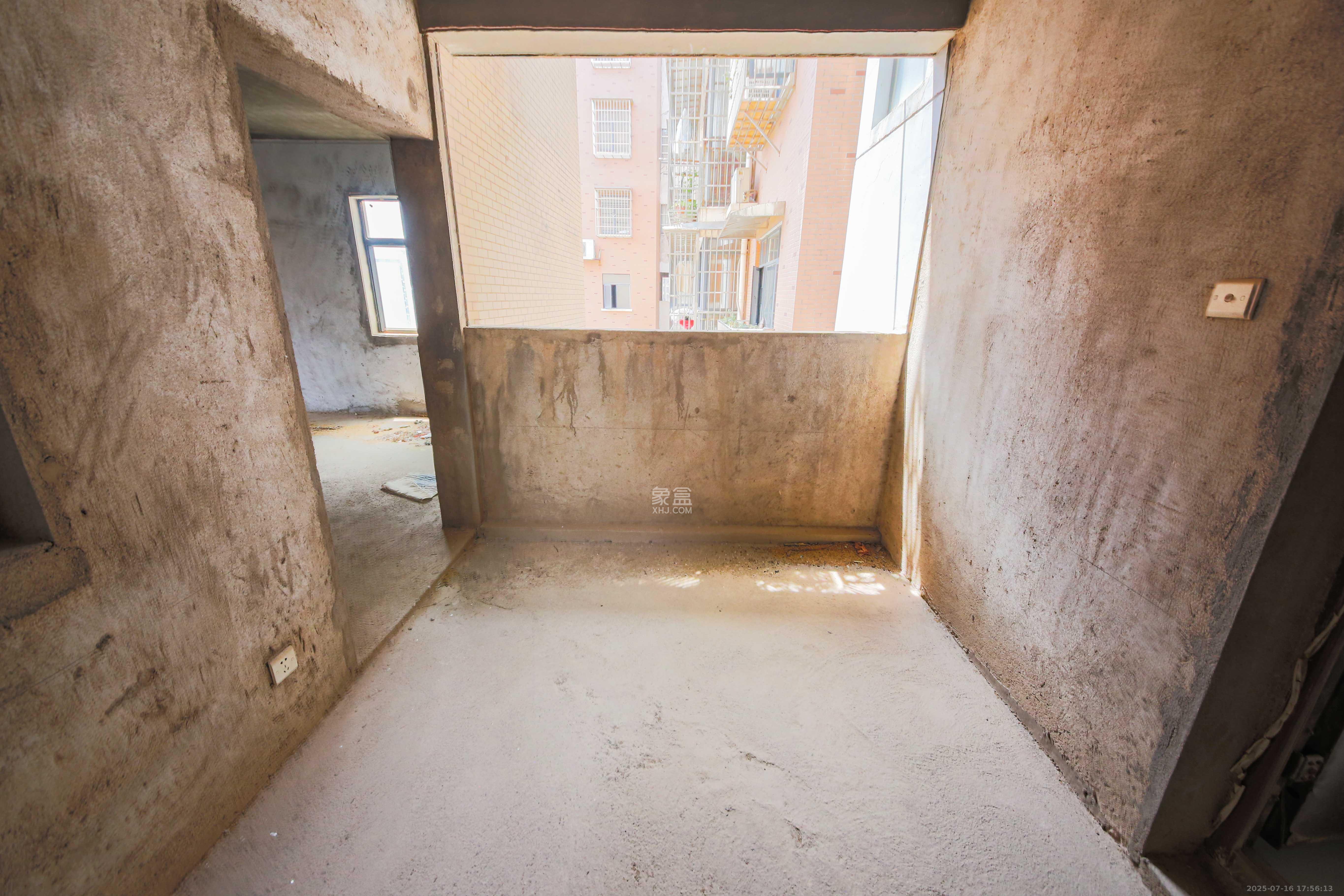 湘府名邸(同力家园)  4室2厅2卫    108.0万 湘府名邸(同力家园)  4室2厅2卫    108.0万其他