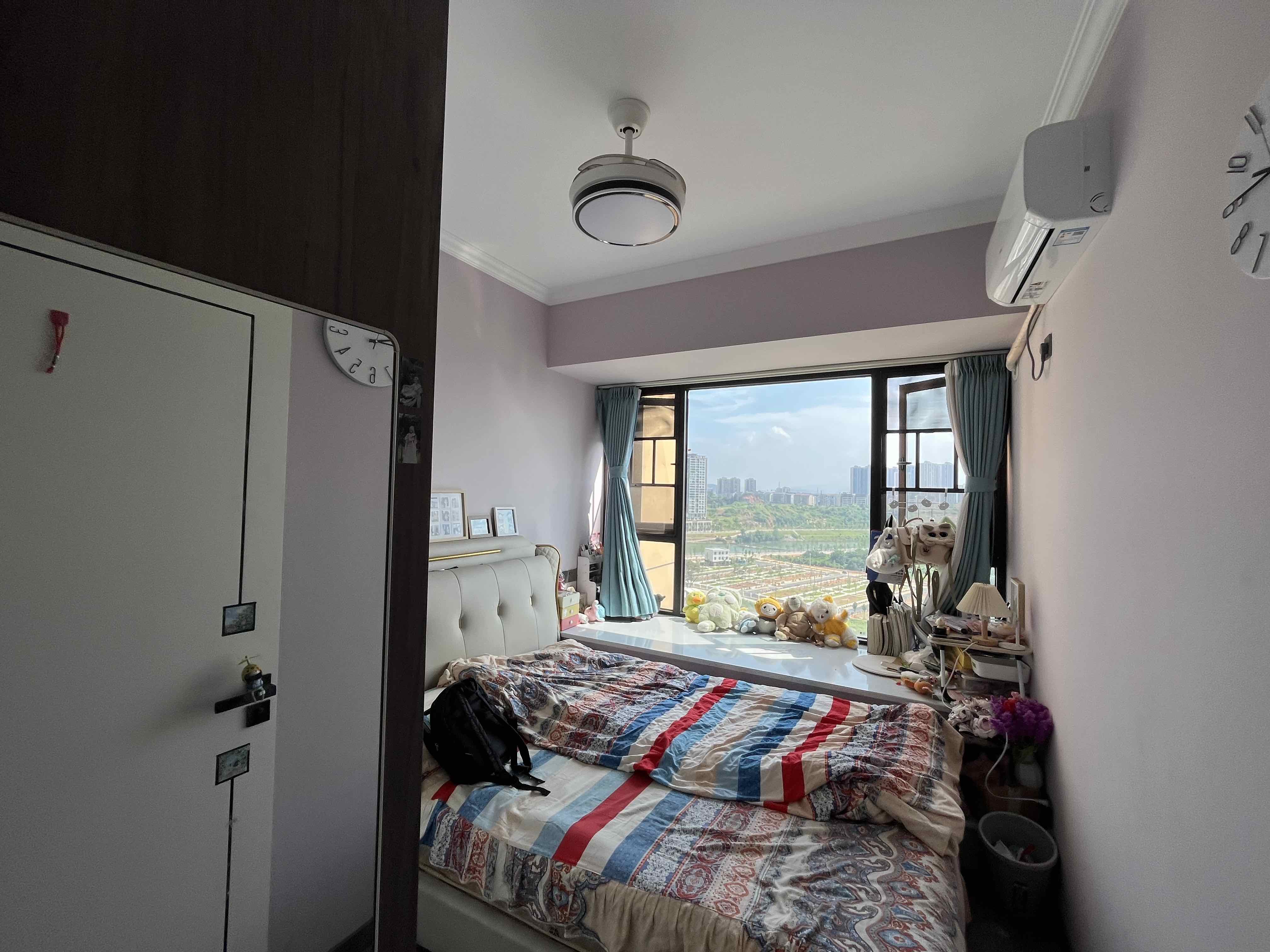 涟水和城 3室2厅2卫 69.8万 涟水和城 3室2厅2卫 69.8万客厅