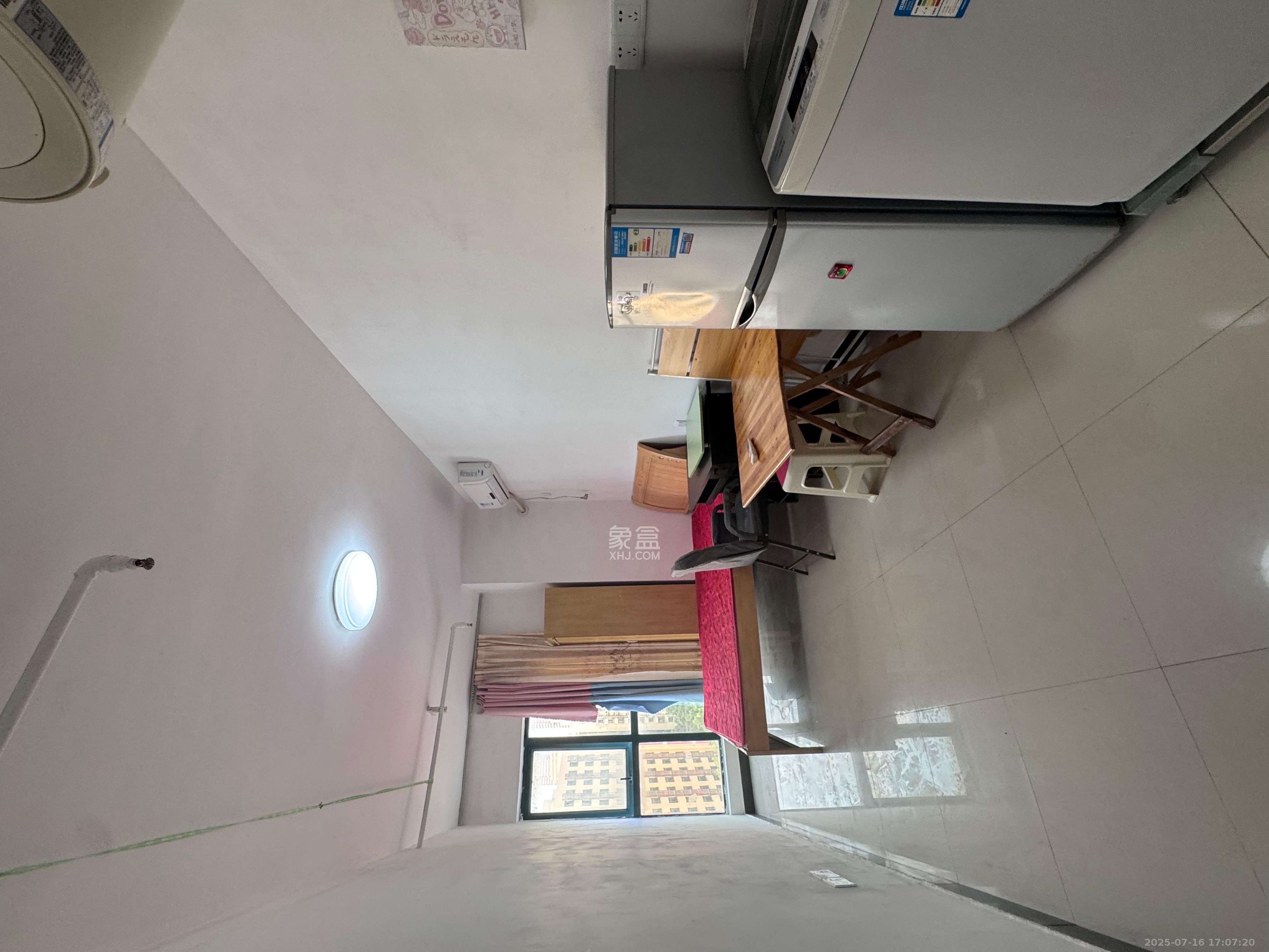 湖韵佳苑 1室1厅1卫 1000.0元/月 湖韵佳苑 1室1厅1卫 1000.0元/月室内图