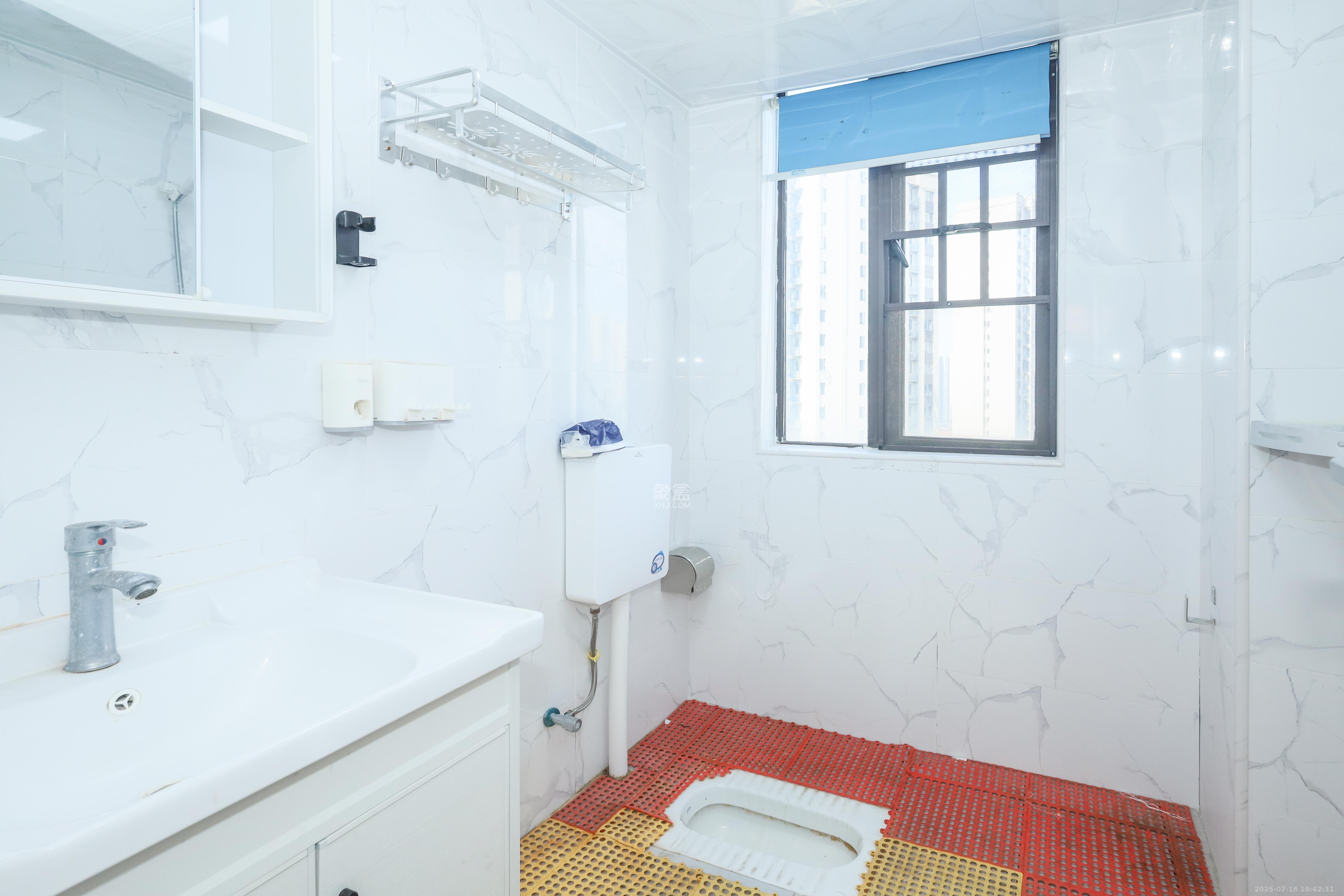 中国铁建梅溪青秀二期 3室2厅2卫 2650.0元/月 中国铁建梅溪青秀二期 3室2厅2卫 2650.0元/月室内图