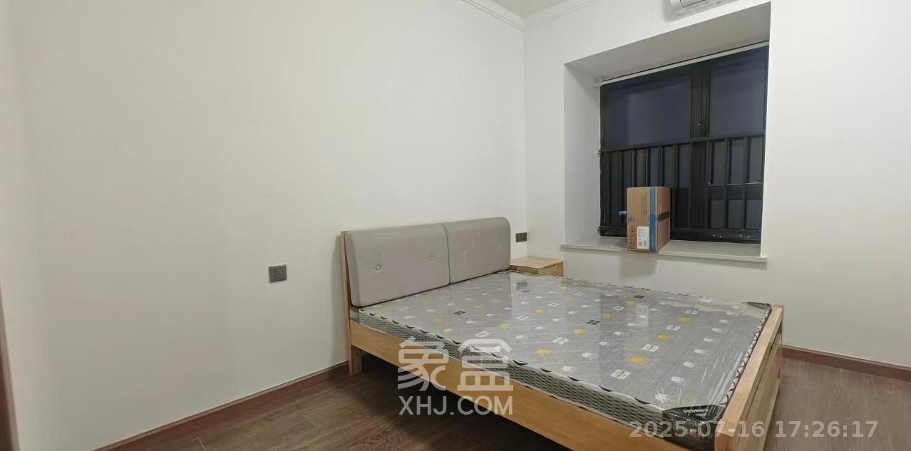 招商华发依云曦城  3室2厅2卫   2600.00元/月室内图
