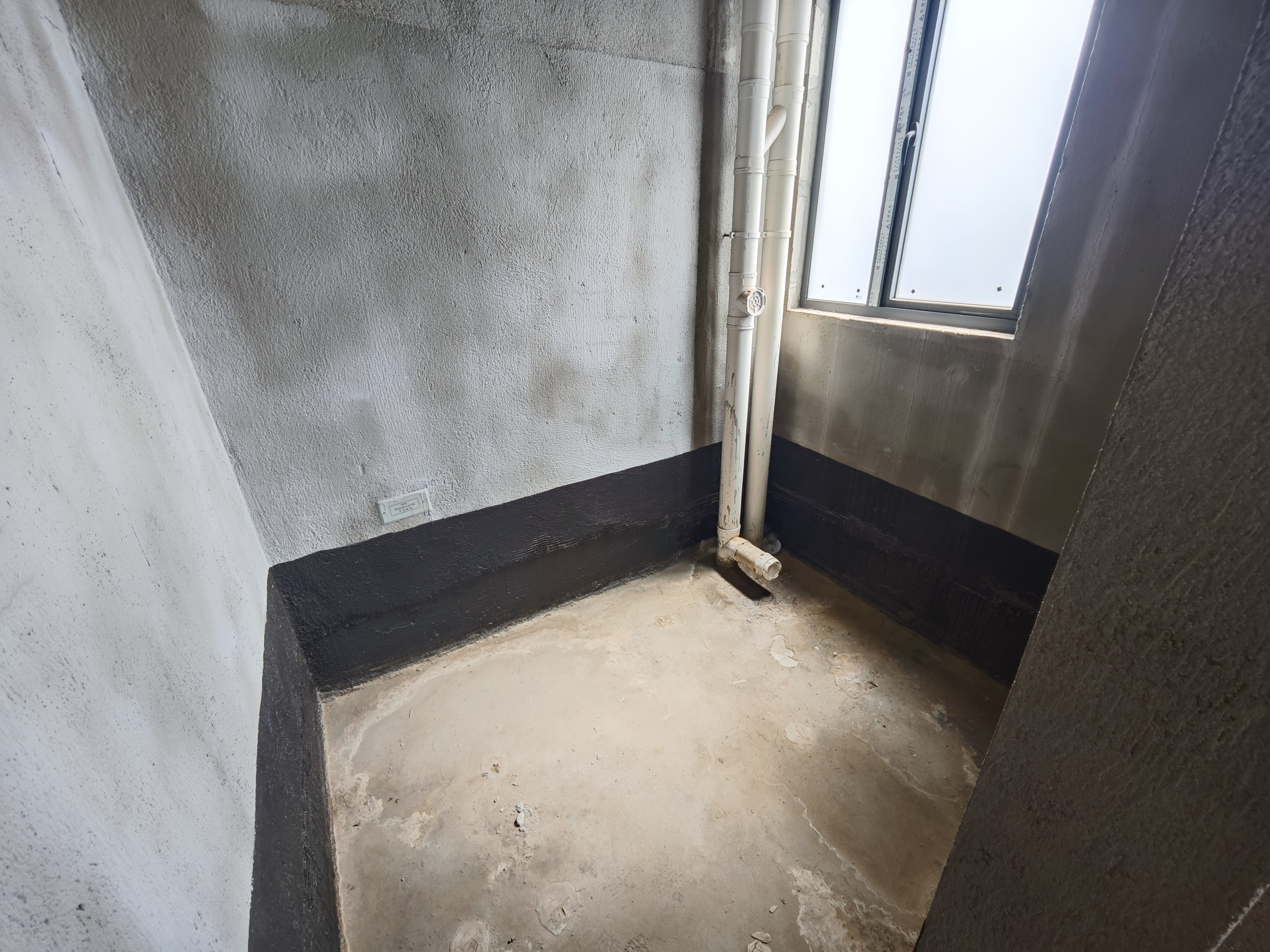 凯越湘中府 4室2厅2卫 65.8万 凯越湘中府 4室2厅2卫 65.8万卫生间