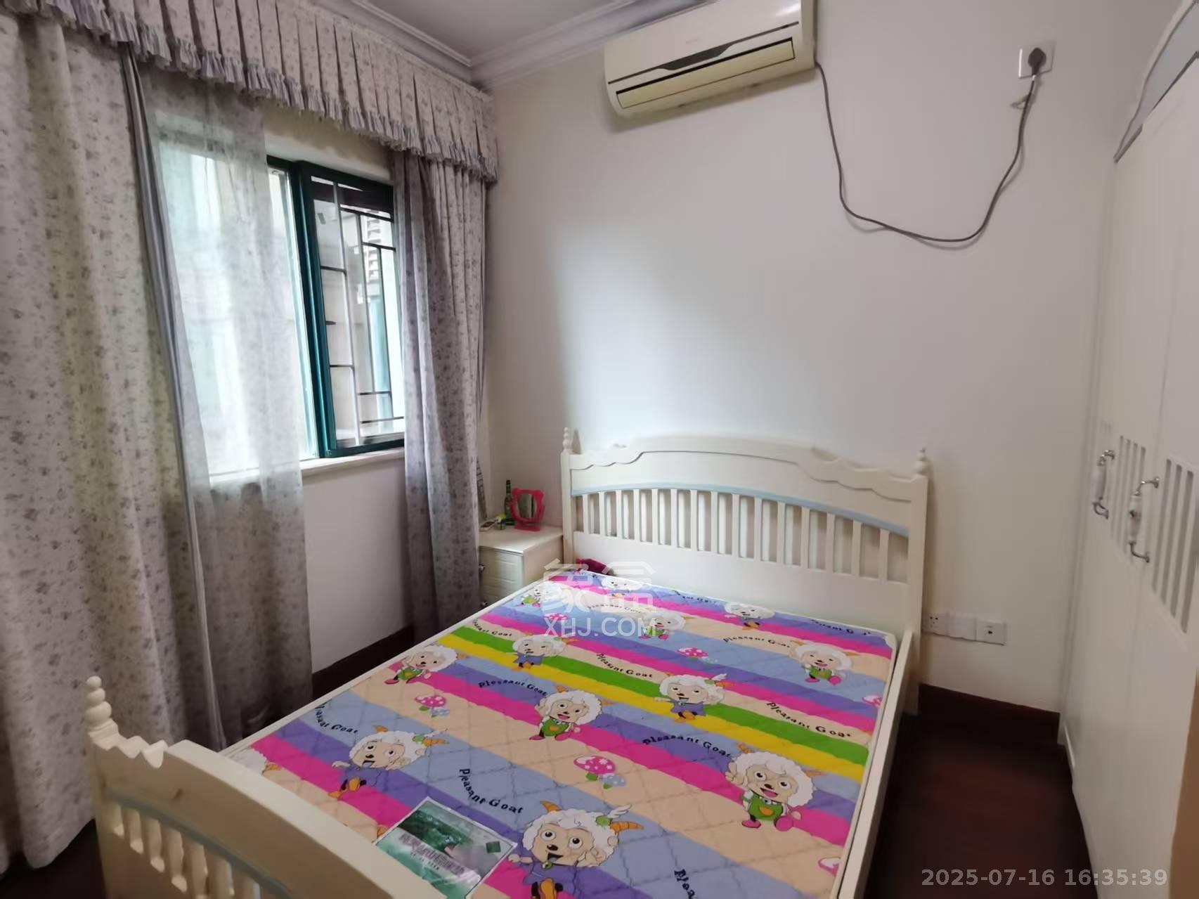 恒大华府  2室2厅1卫    2500.0元/月 恒大华府  2室2厅1卫    2500.0元/月室内图