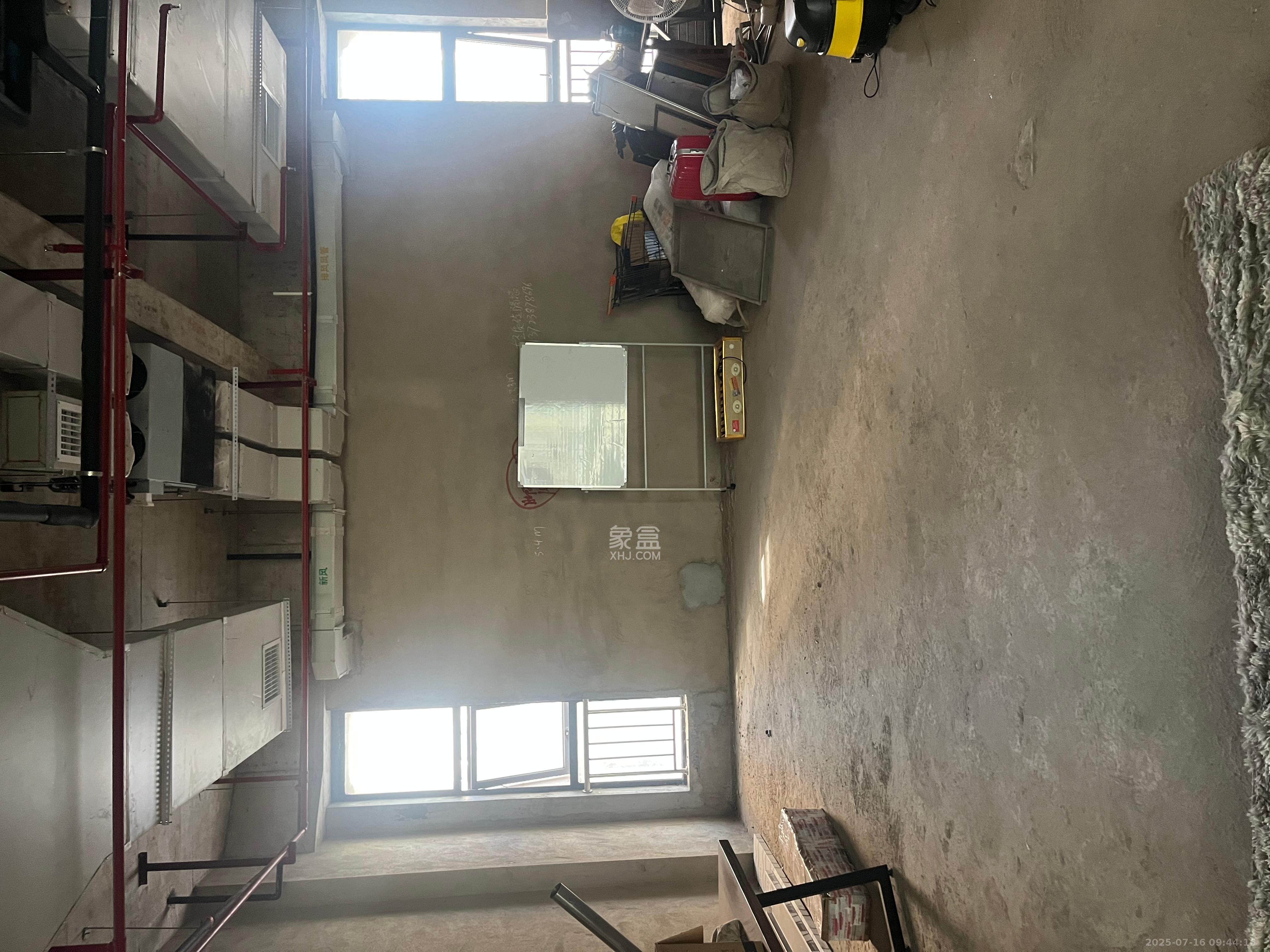 新世界广场   100.0㎡      6000.0元/月室内图