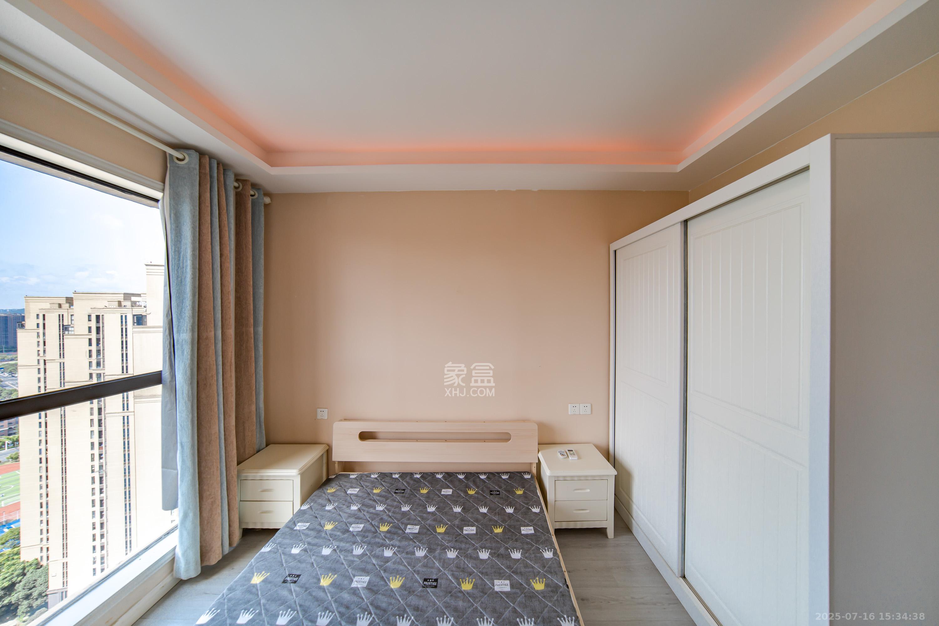 洋湖18克拉(旷远洋湖18克拉) 4室2厅2卫 112.0万 洋湖18克拉(旷远洋湖18克拉) 4室2厅2卫 112.0万卧室